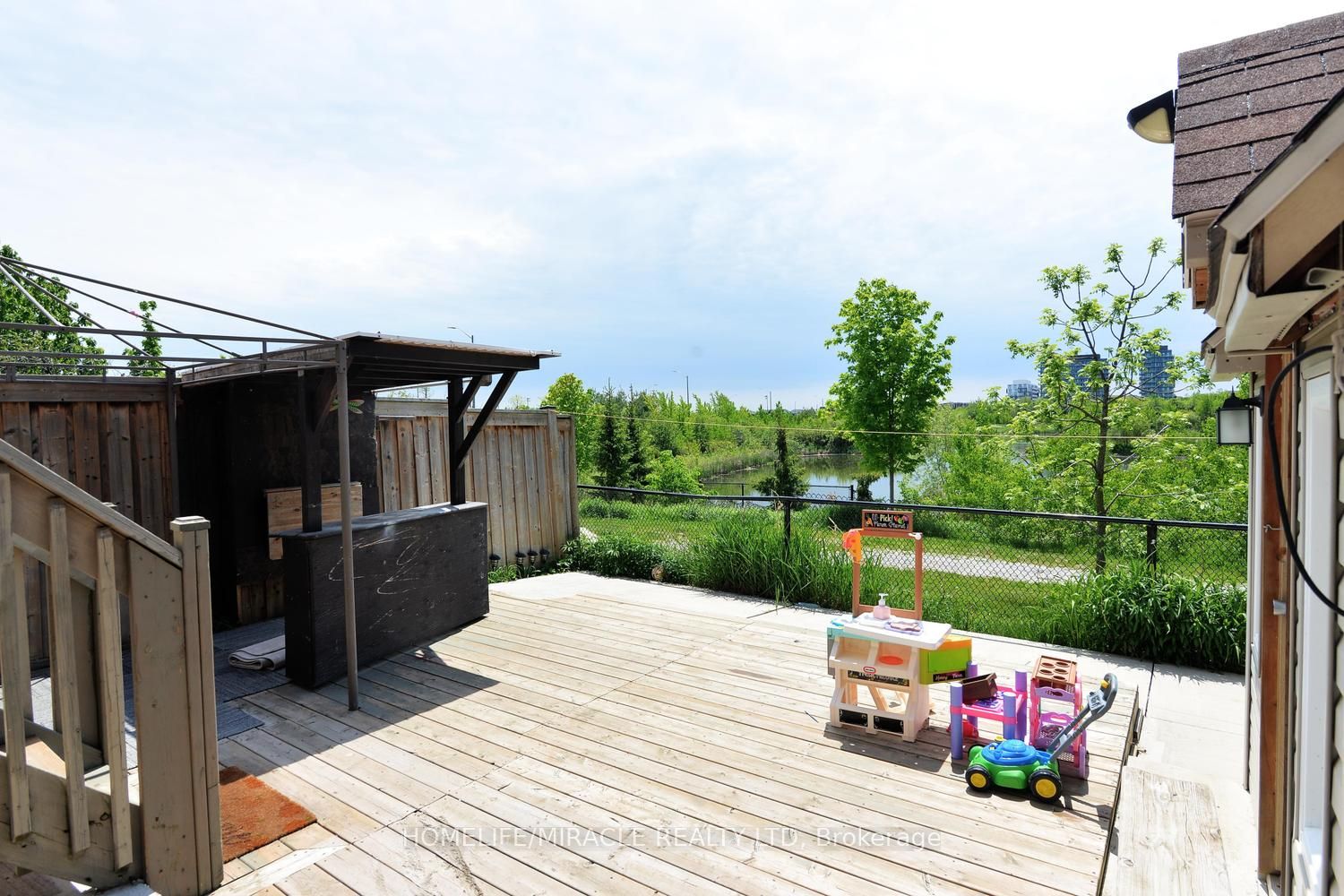 8 Robert Parkinson Drive Property Photo 48