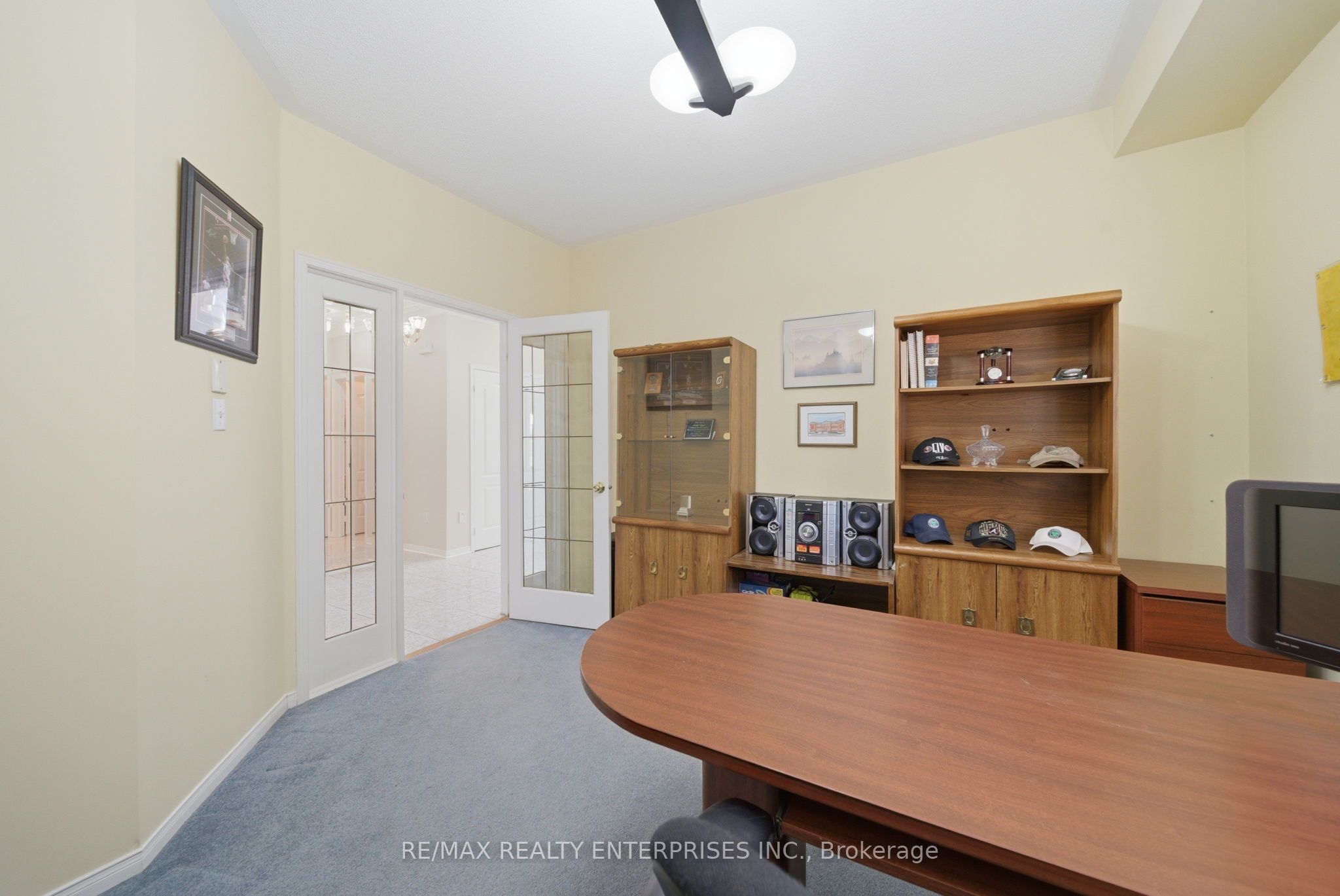 5811 Cornell Crescent Property Photo 9