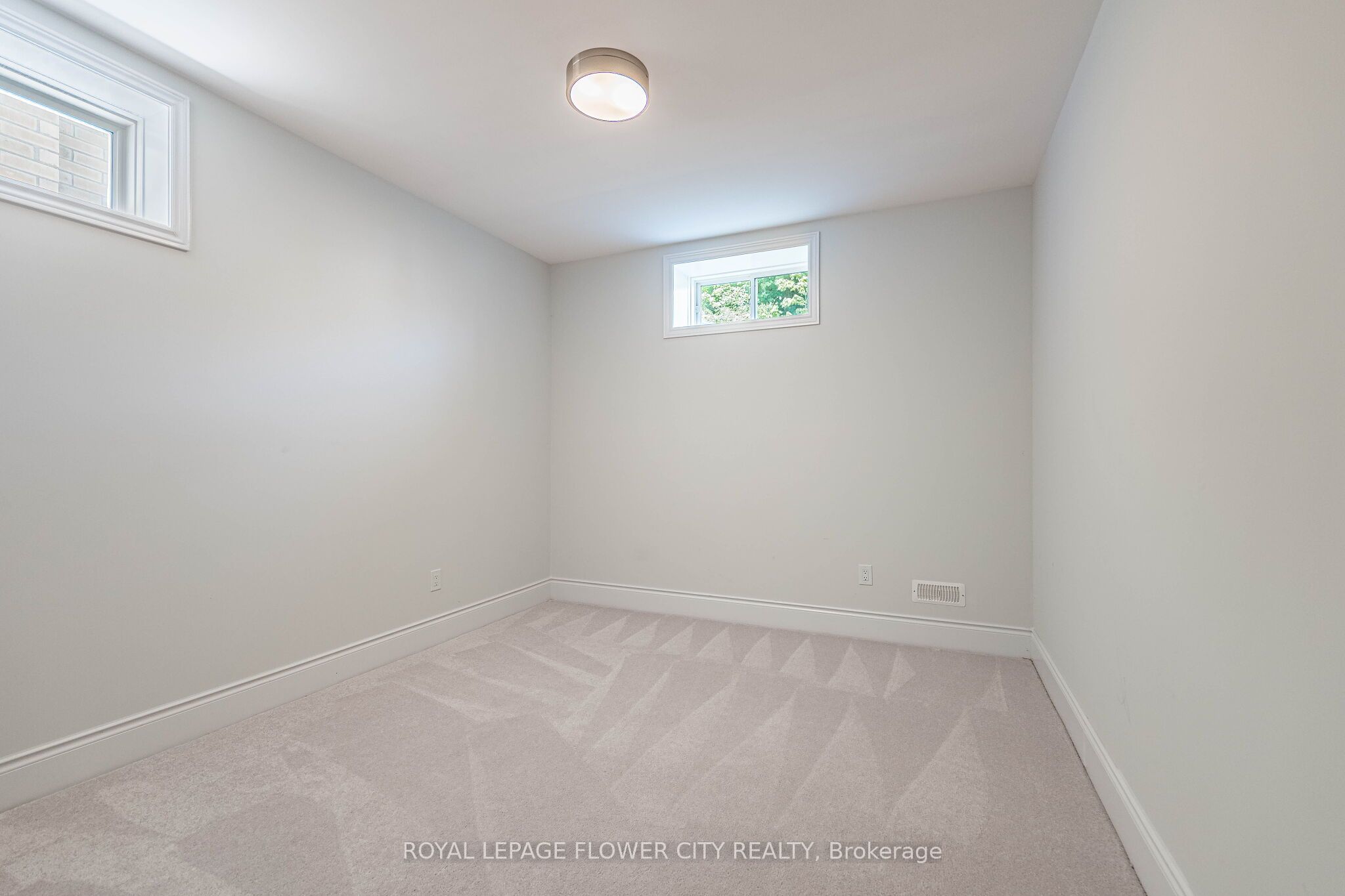 14 Richard Oxtoby Road Property Photo 10