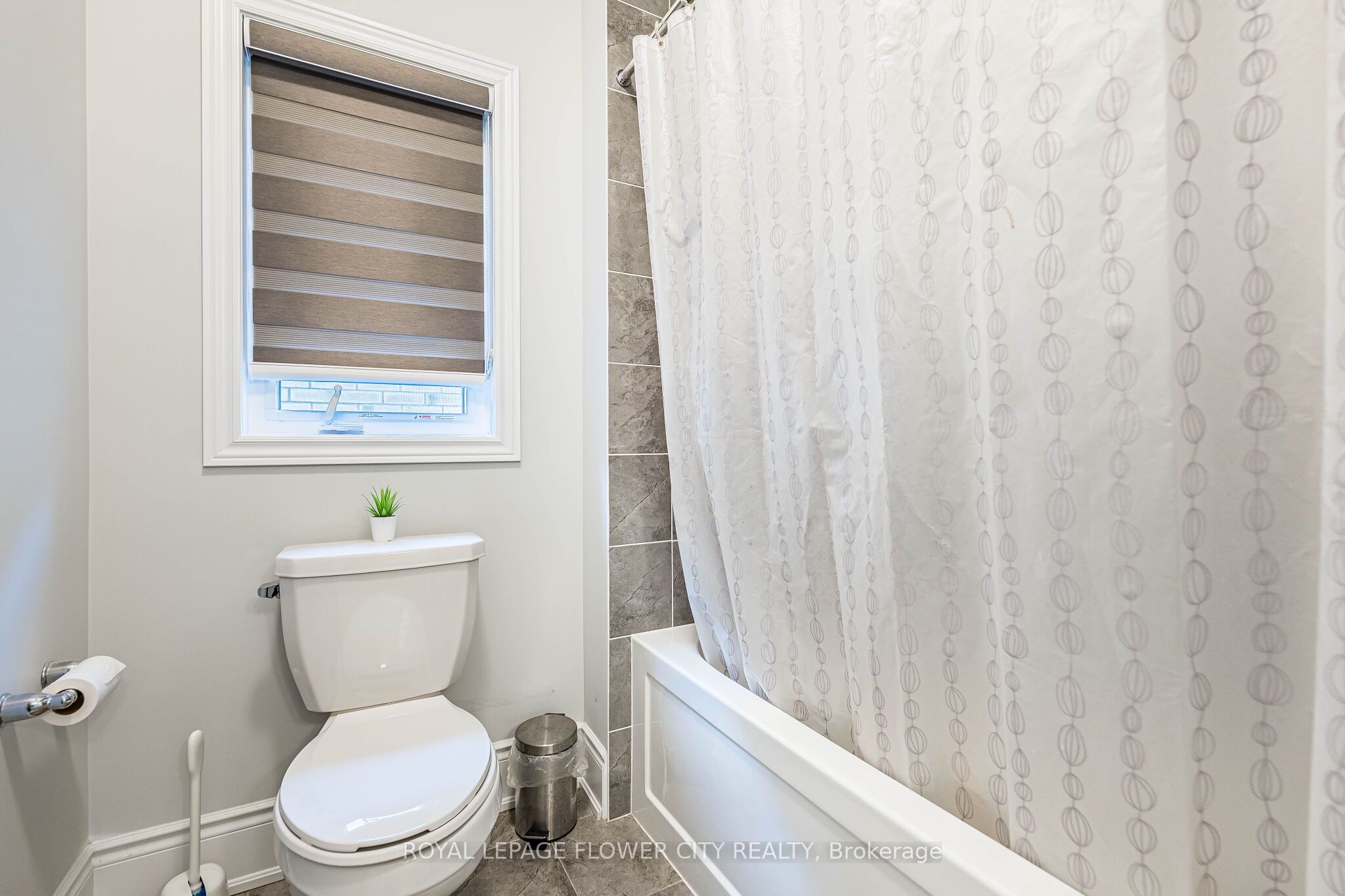 14 Richard Oxtoby Road Property Photo 32