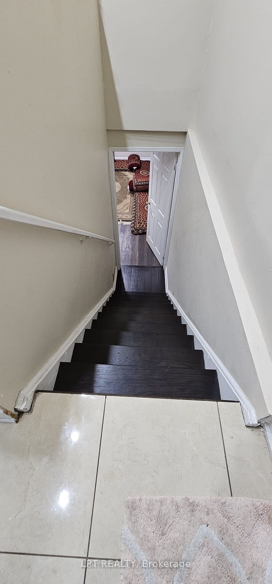 3577 Colonial Drive Property Photo 5