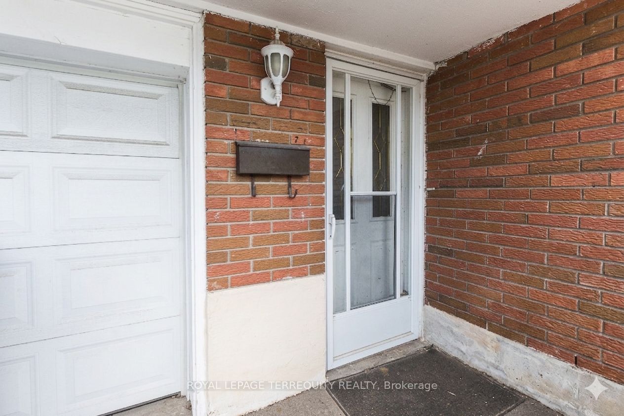 783 Annamore Road Property Photo 6