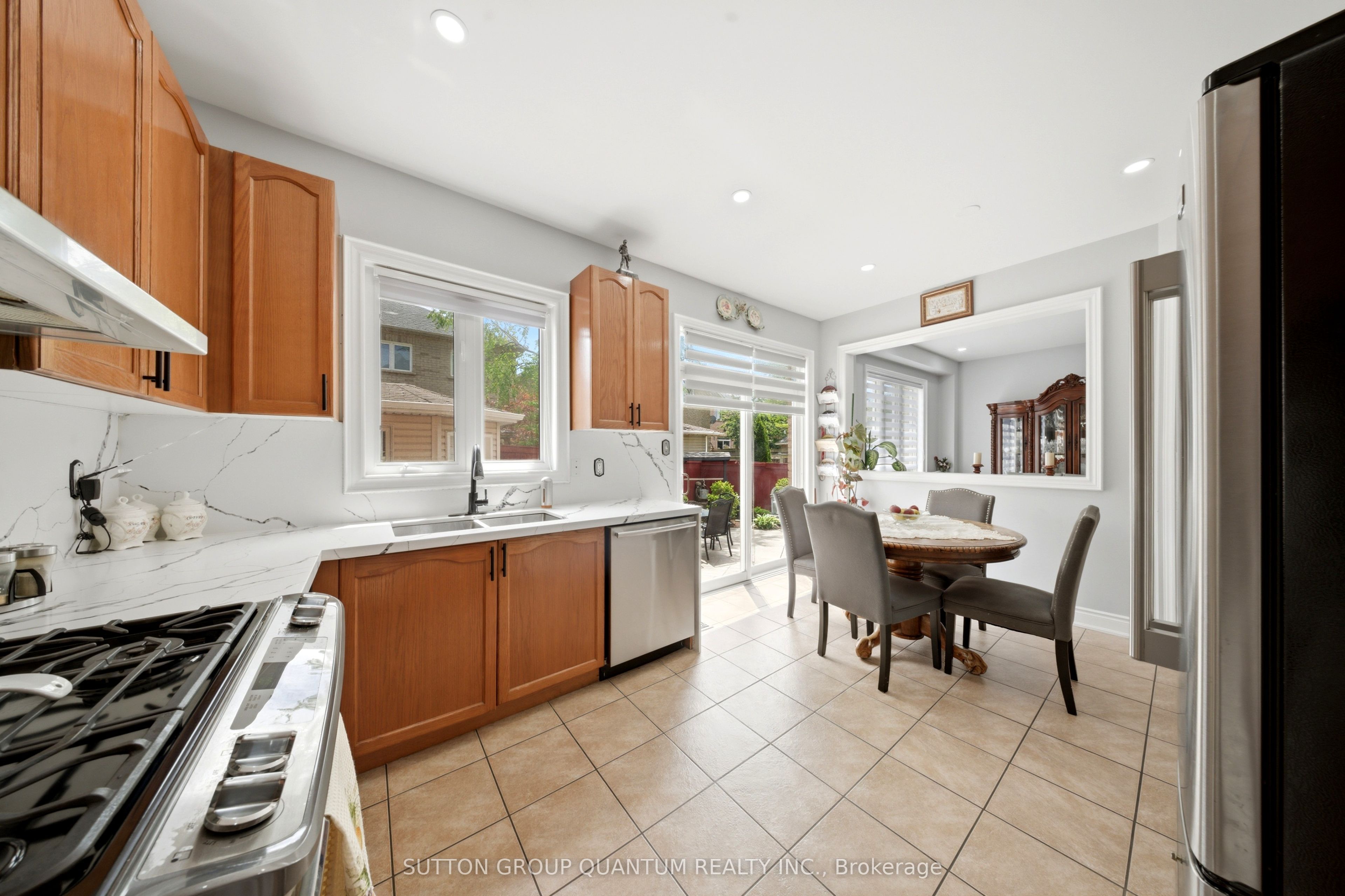 35 Devonsleigh Drive Property Photo 15