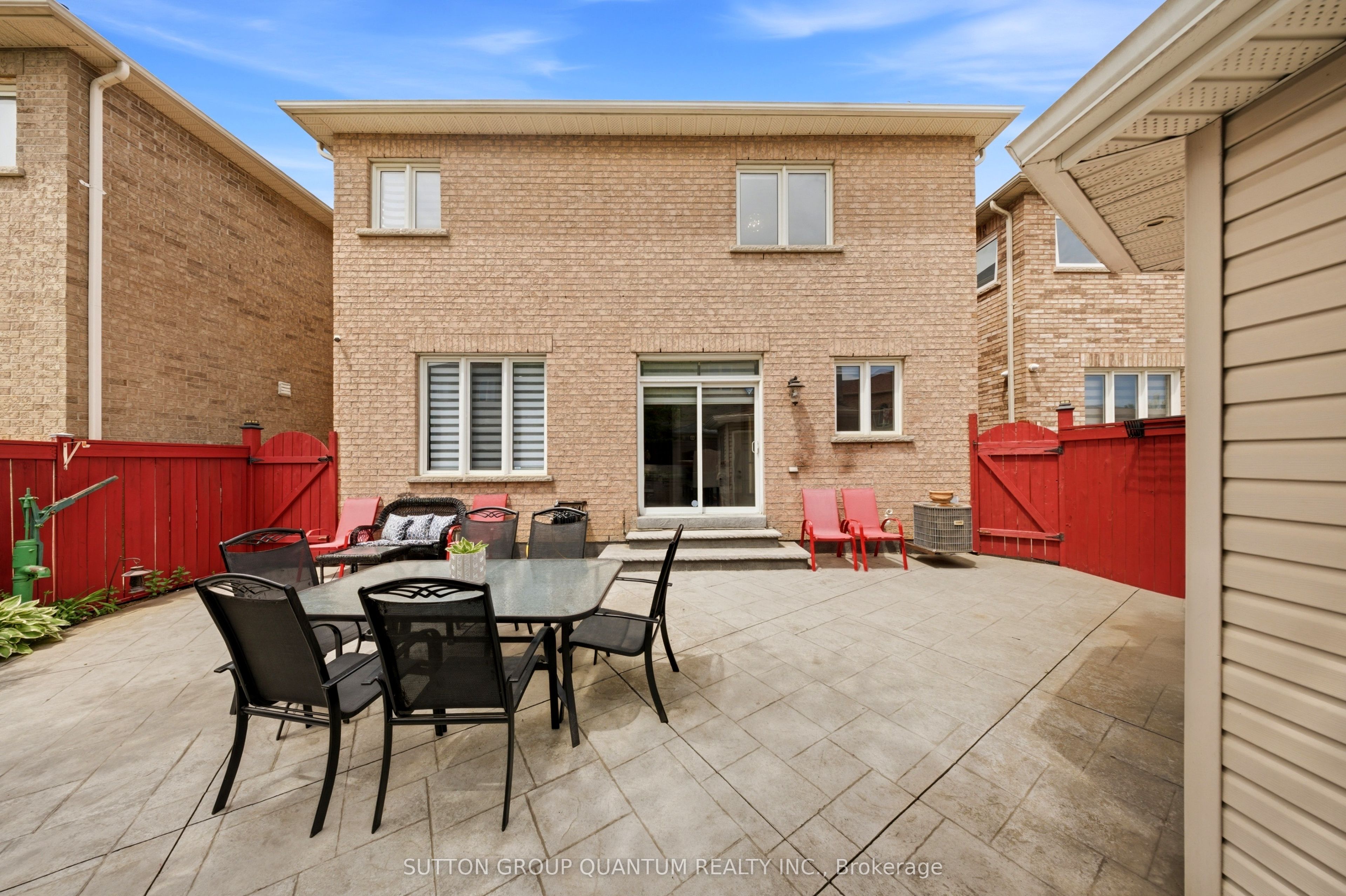 35 Devonsleigh Drive Property Photo 37