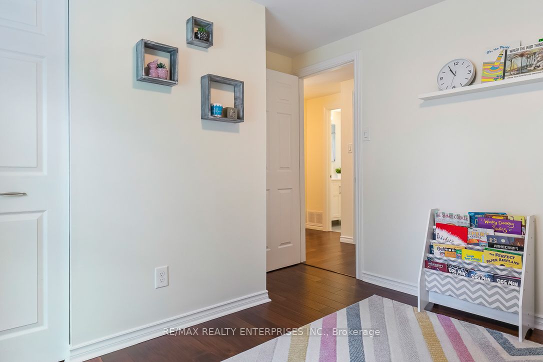 3268 Mainsail Crescent Property Photo 26
