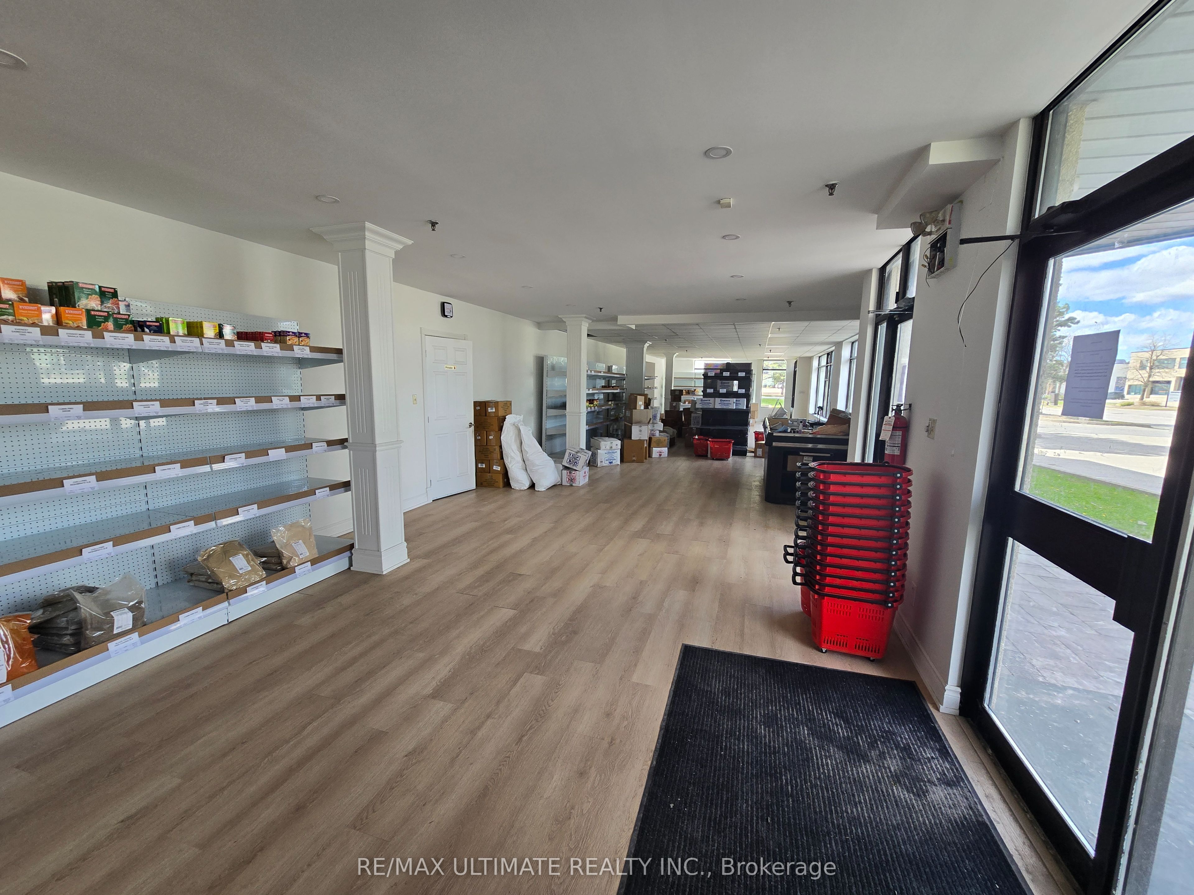 386 Deerhurst Drive A Property Photo 5