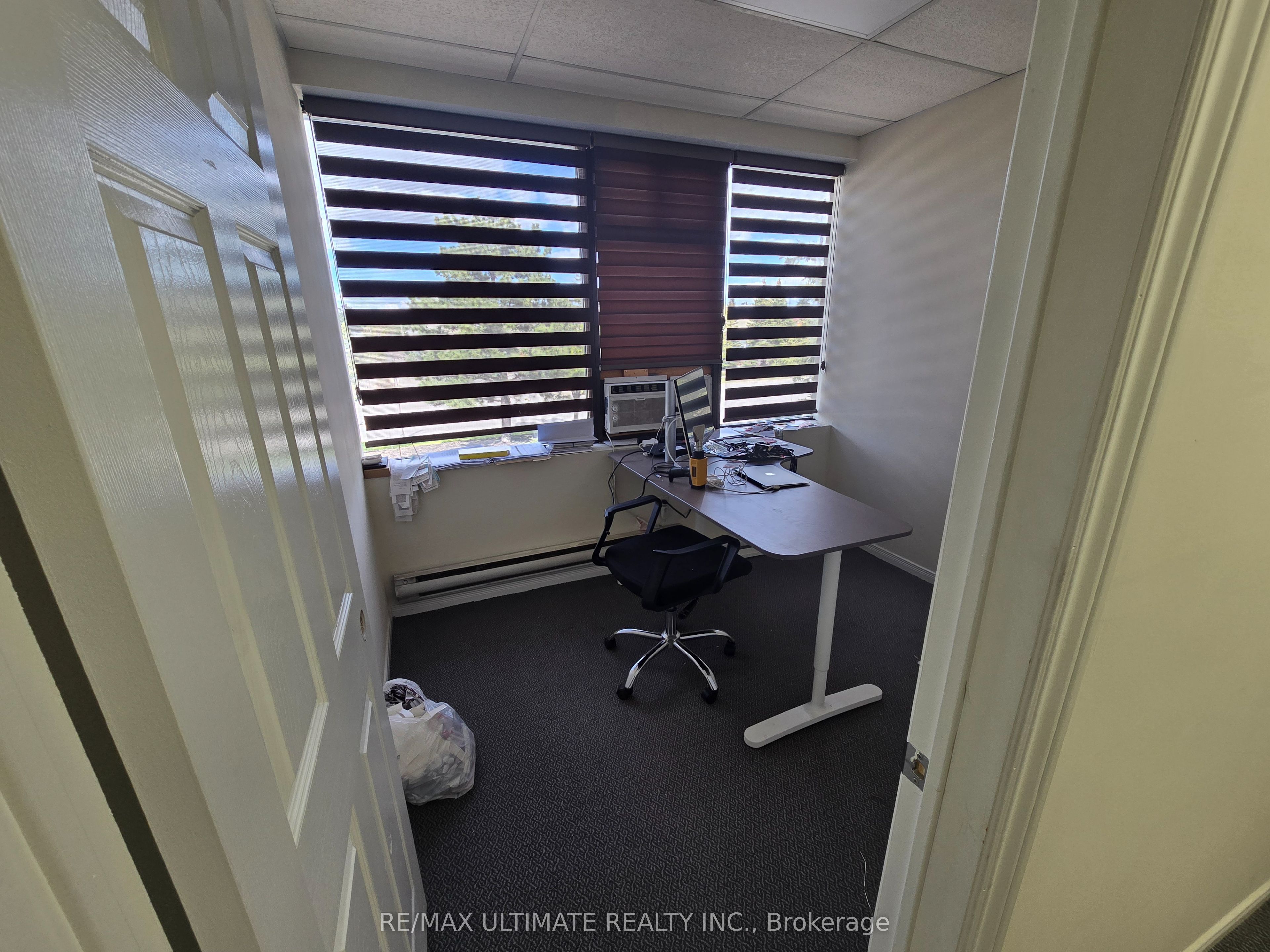 386 Deerhurst Drive A Property Photo 13