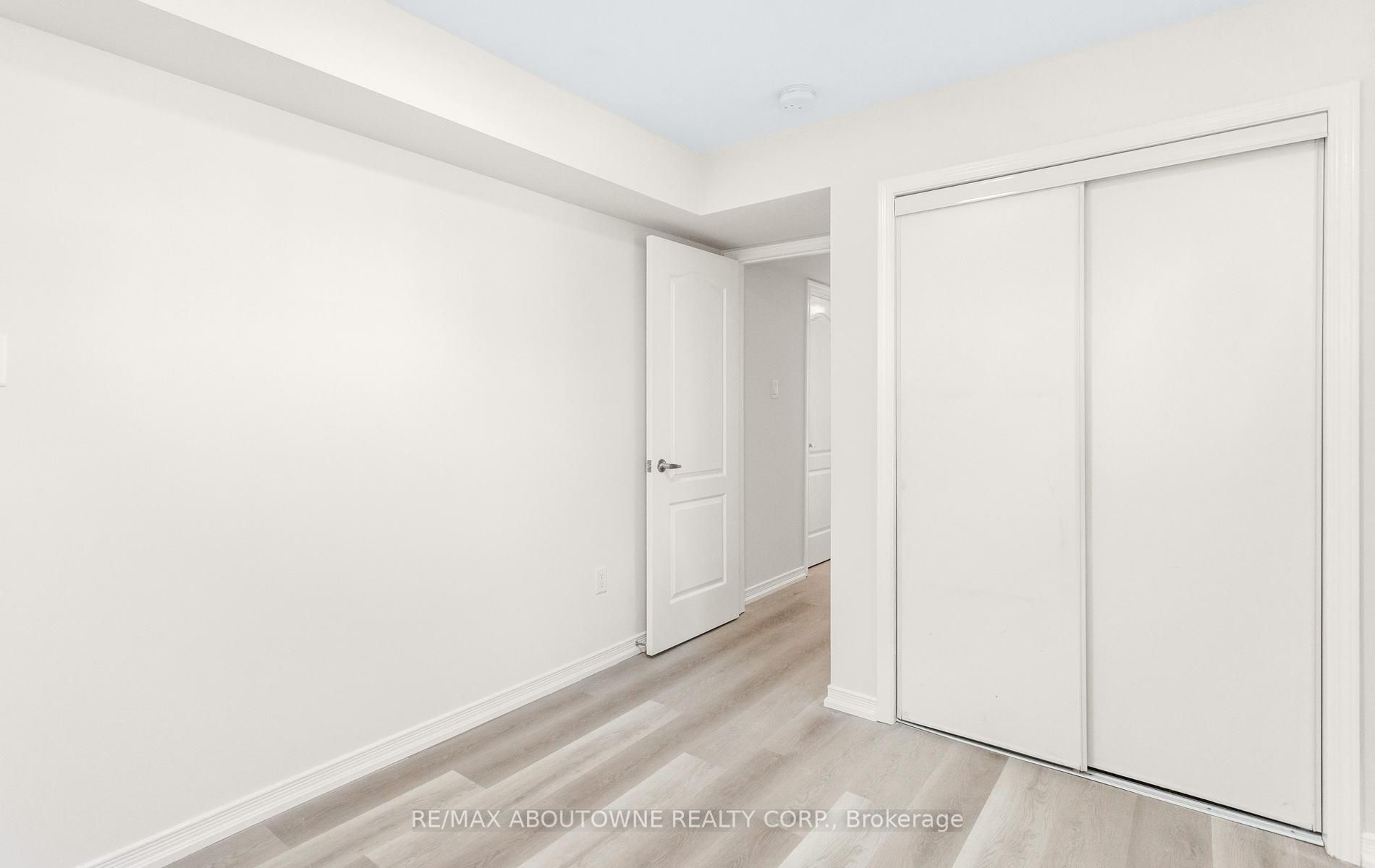 2441 Greenwich Drive 1 Property Photo 33