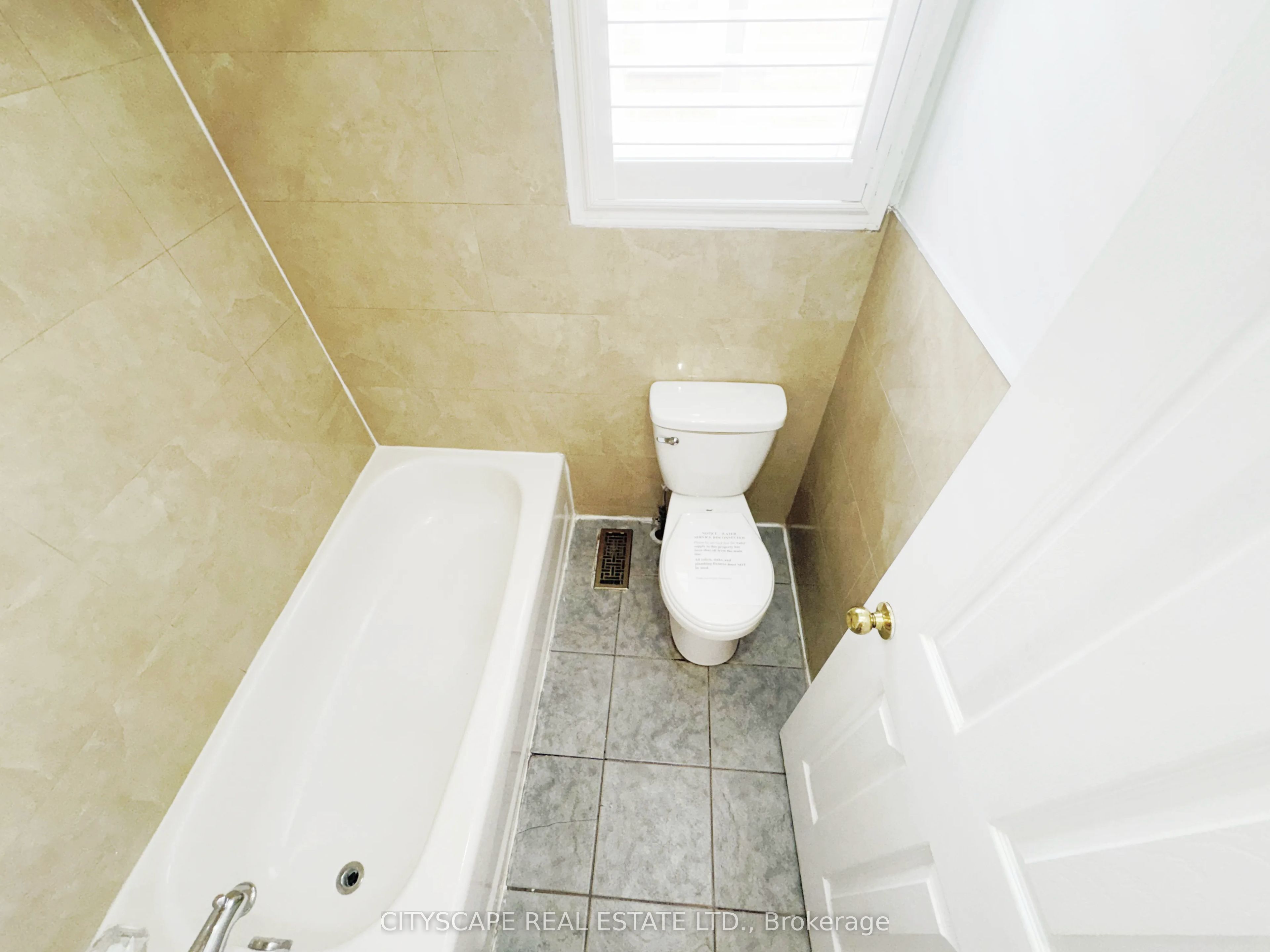 68 Vintage Gate Property Photo 27