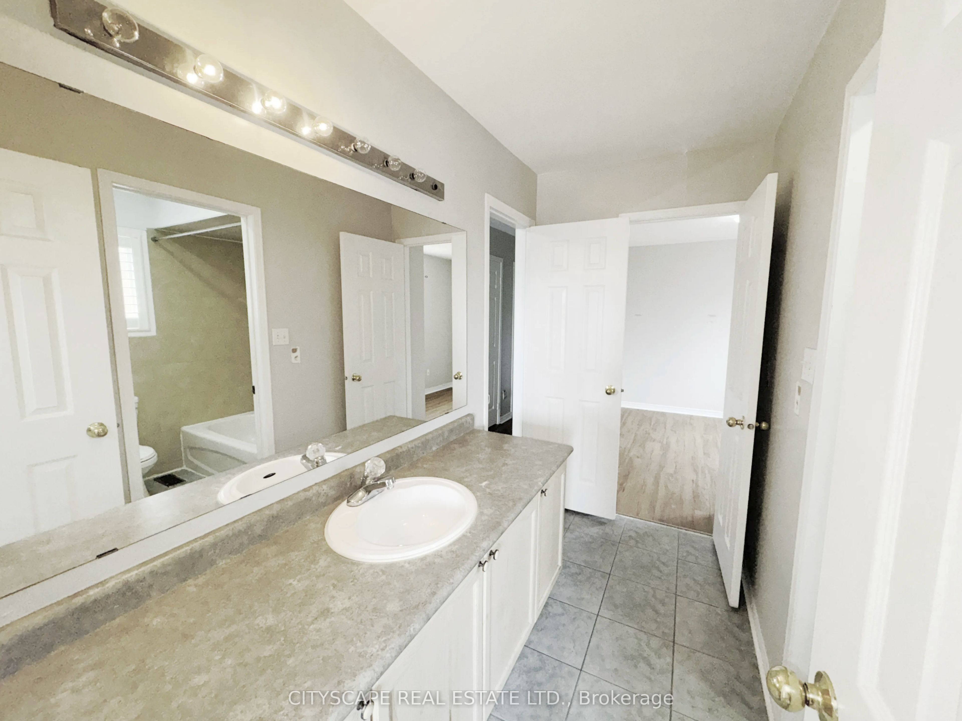 68 Vintage Gate Property Photo 28