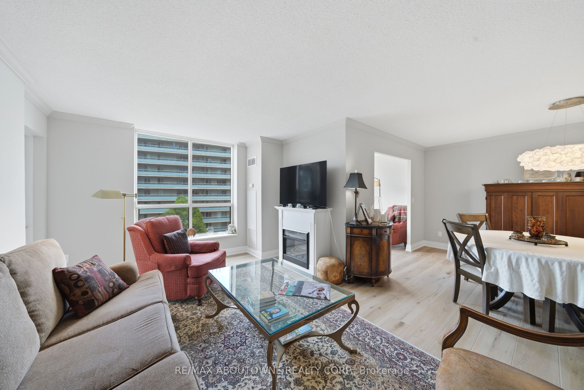 442 Maple Ave. Avenue 606 Property Photo 14