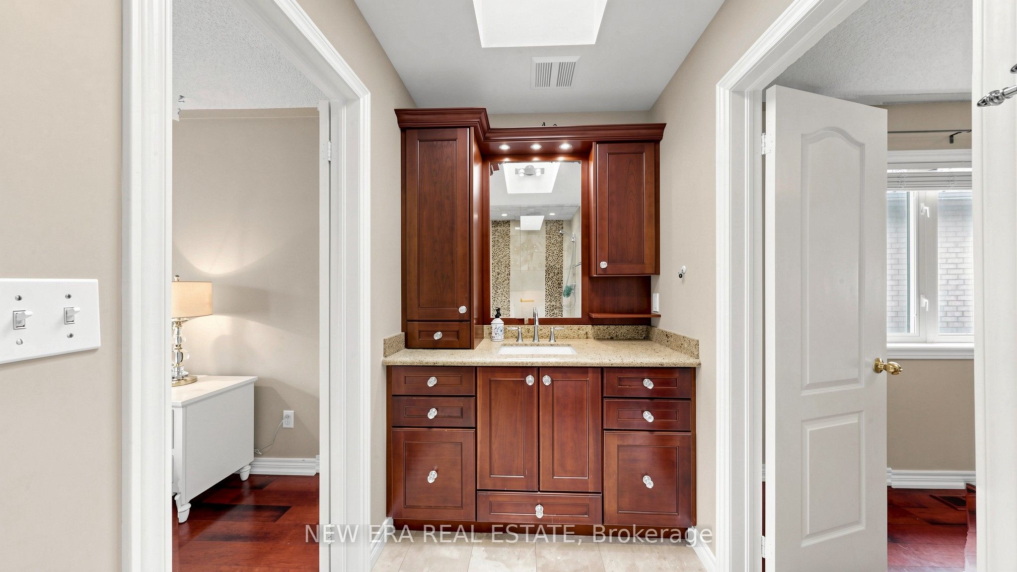 1206 Lindenrock Drive Property Photo 27