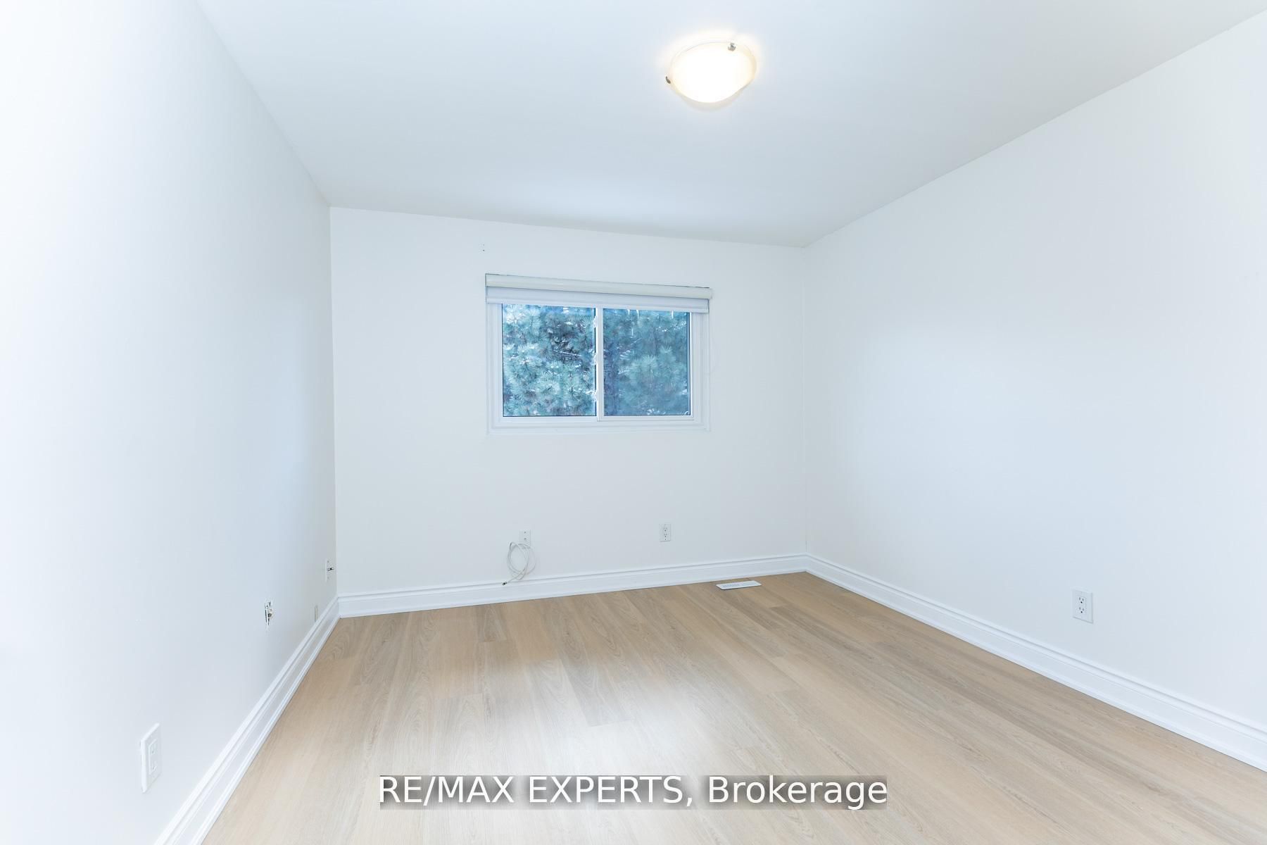31 Carleton Place Property Photo 9