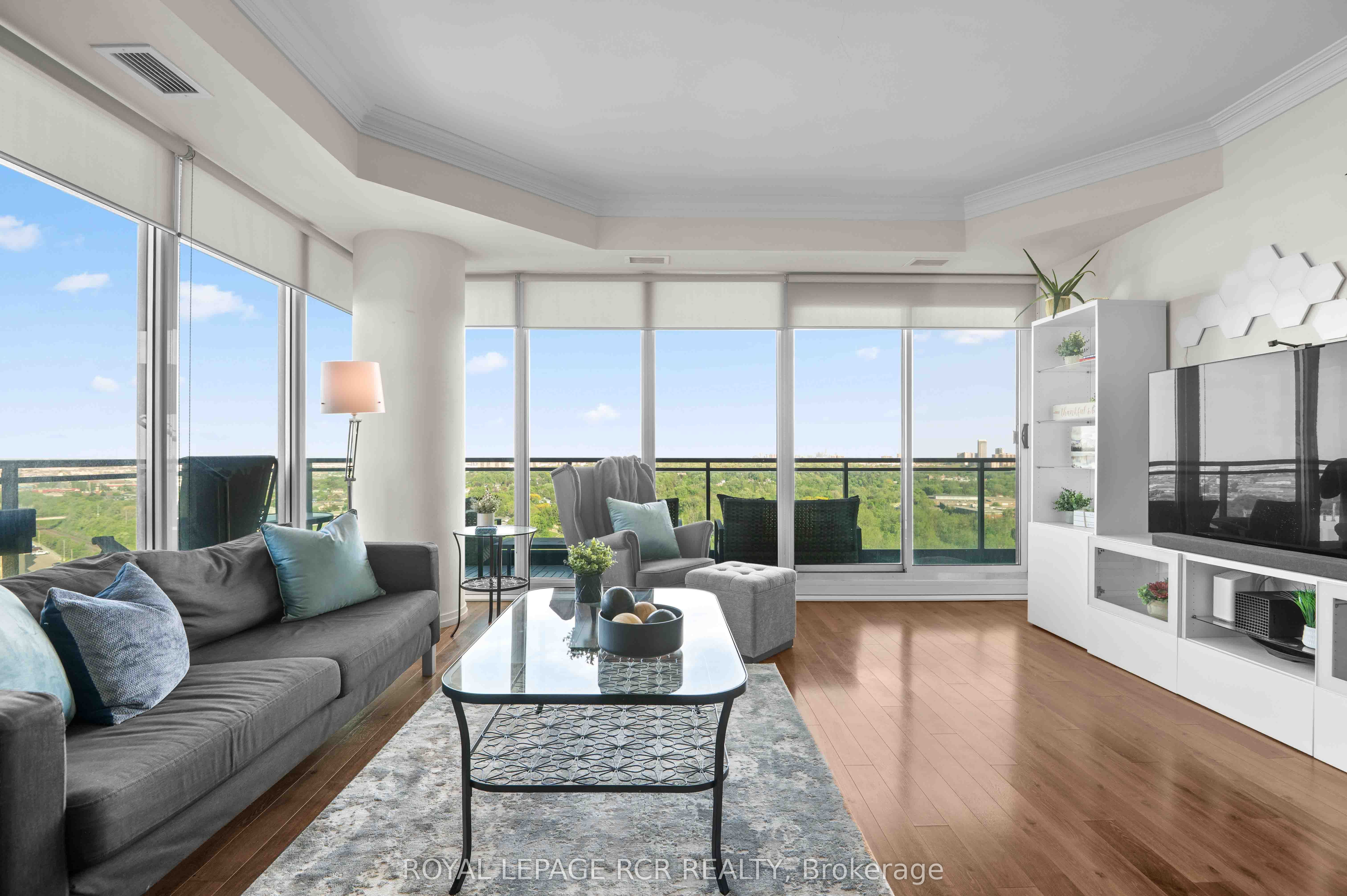 100 John Street 1702 Property Photo 19