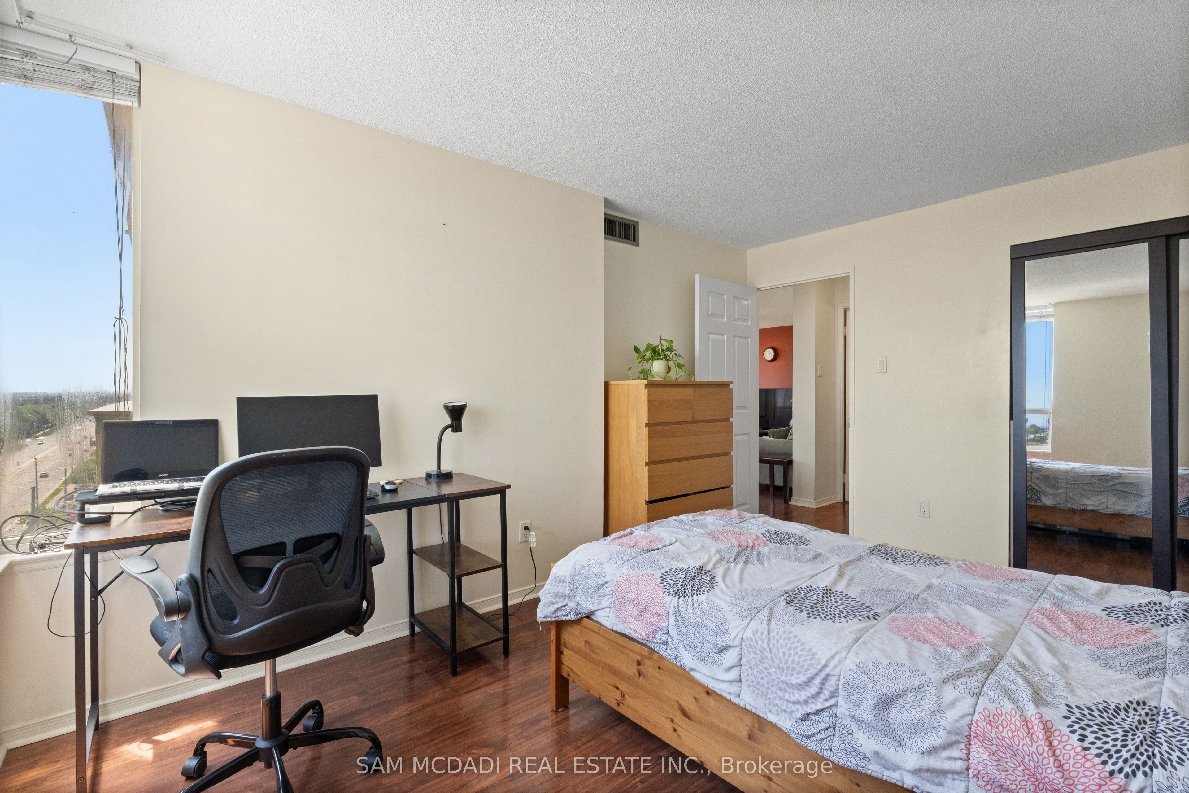 700 Constellation Drive 1109 Property Photo 23