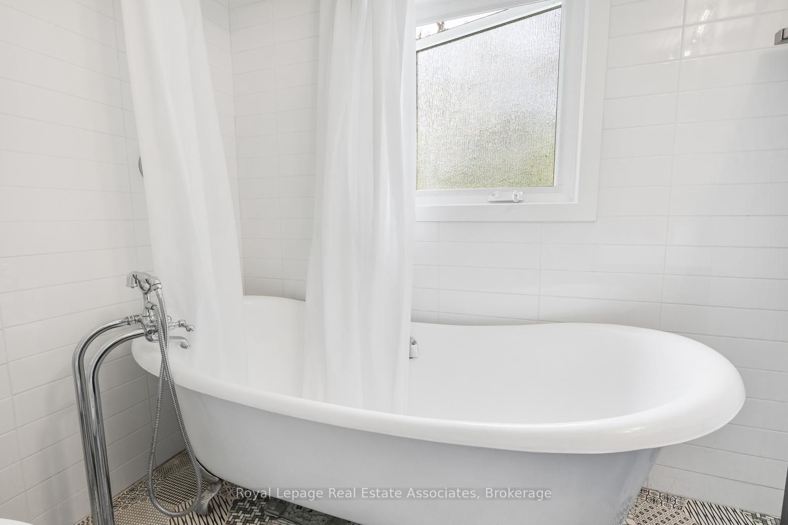 1807 Balsam Avenue Property Photo 32