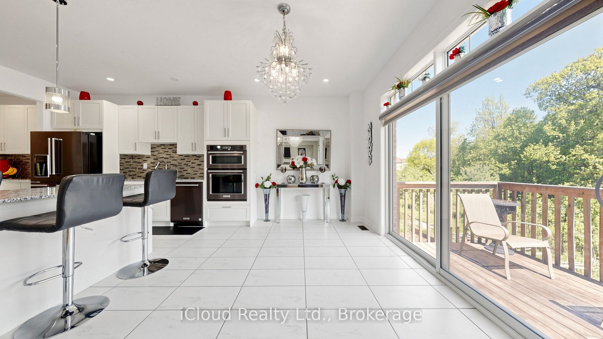 193 Thornbush Boulevard E Property Photo 20