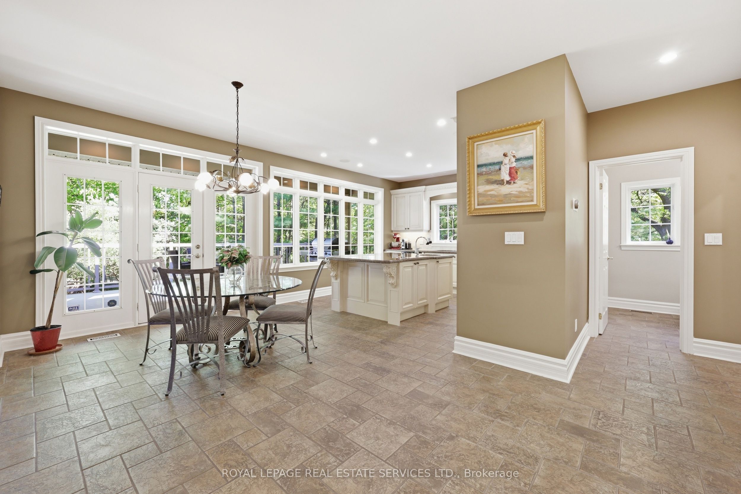 1227 Riverbank Way Property Photo 21