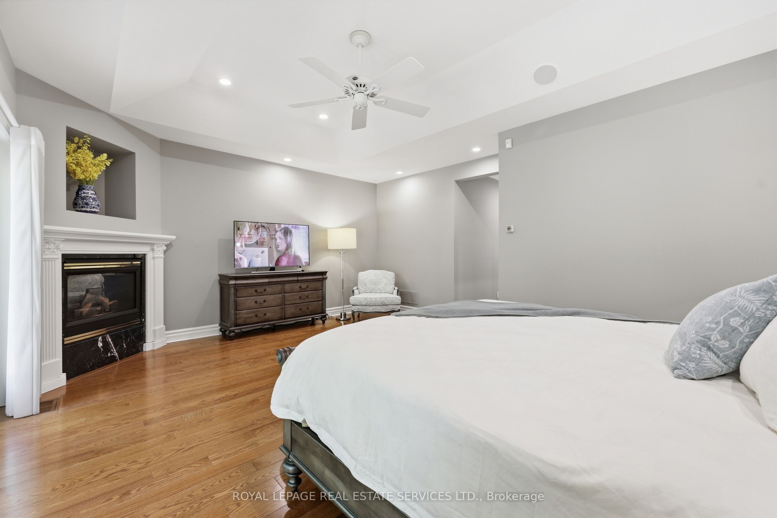 1227 Riverbank Way Property Photo 30