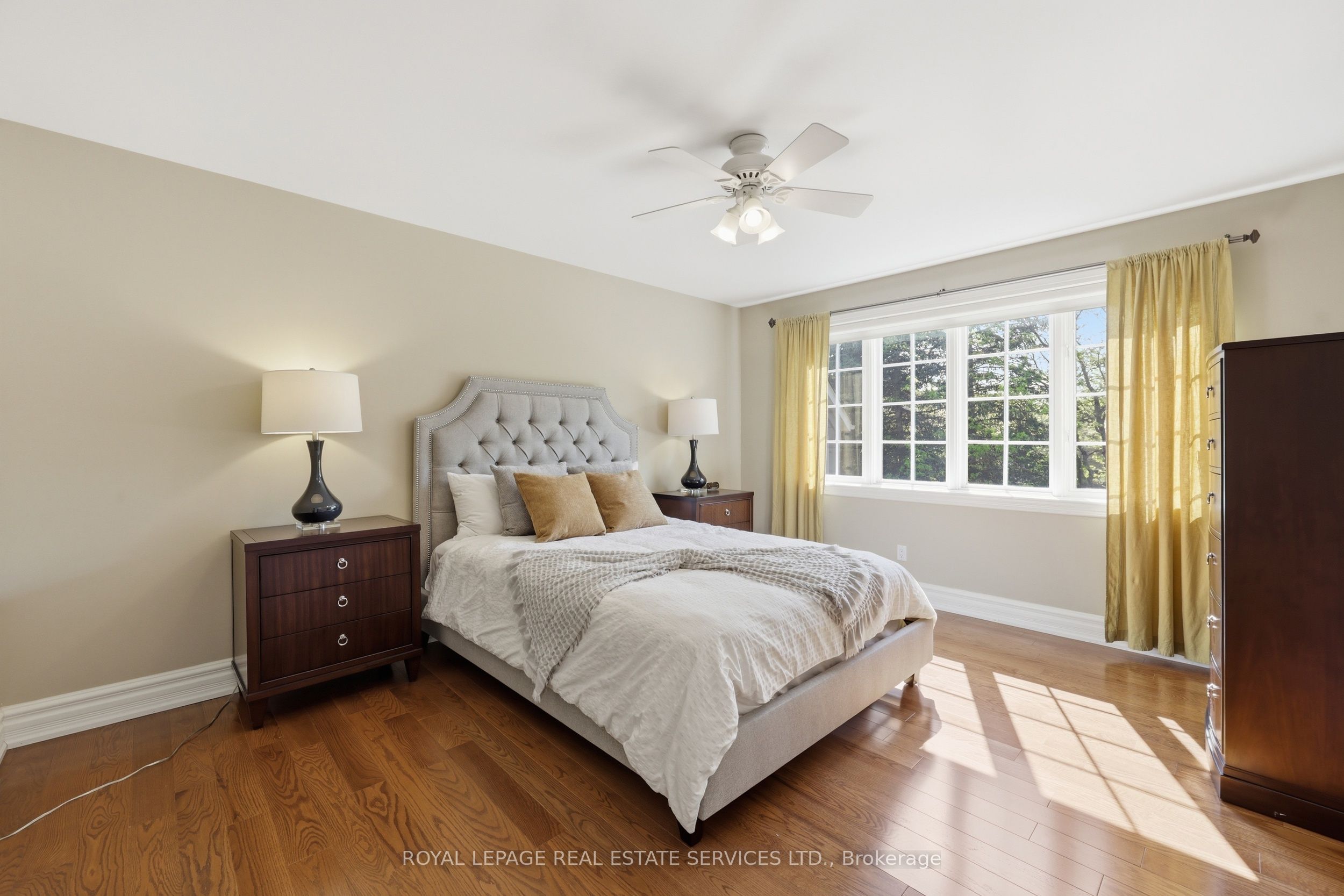 1227 Riverbank Way Property Photo 34