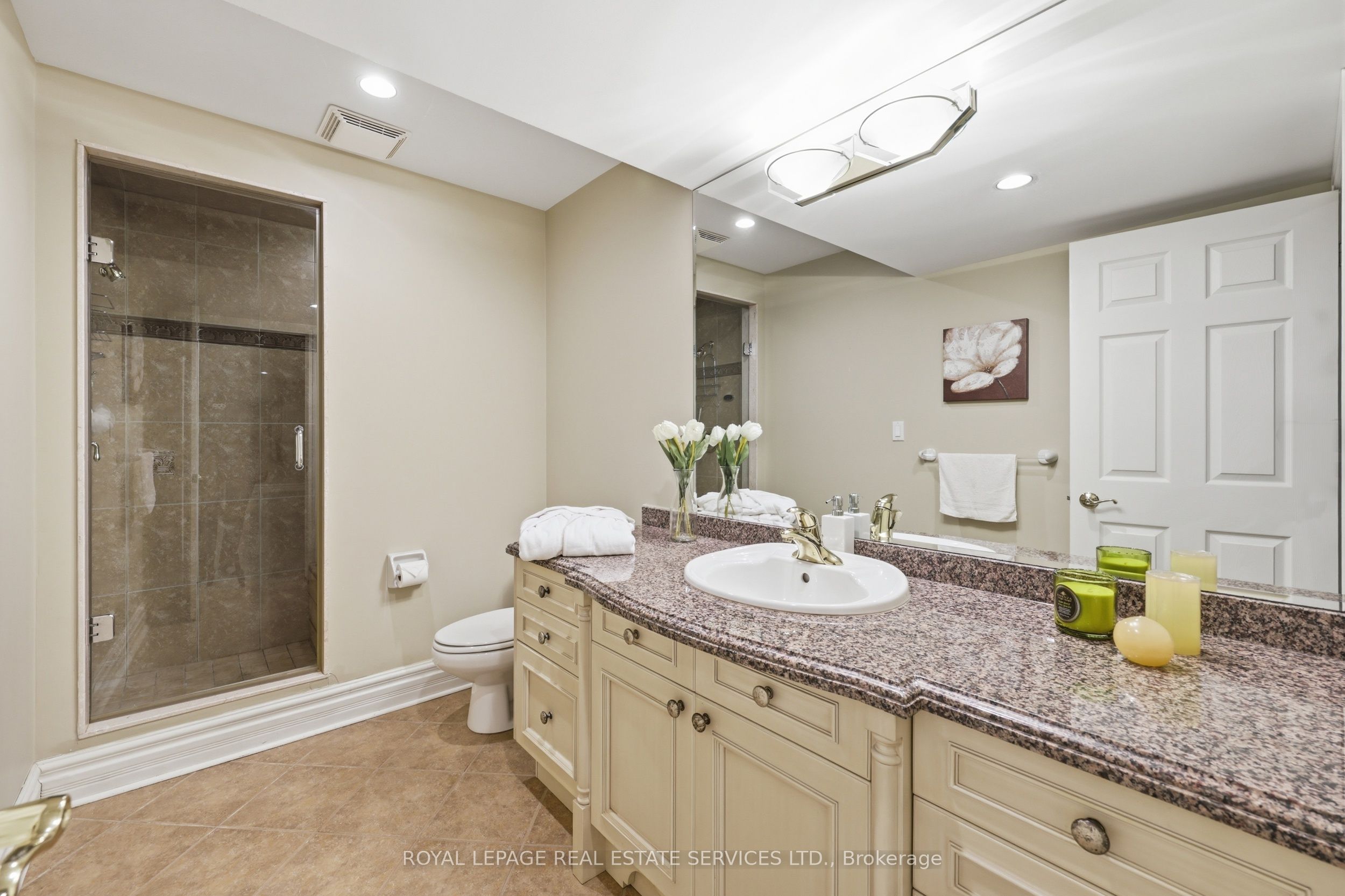 1227 Riverbank Way Property Photo 41