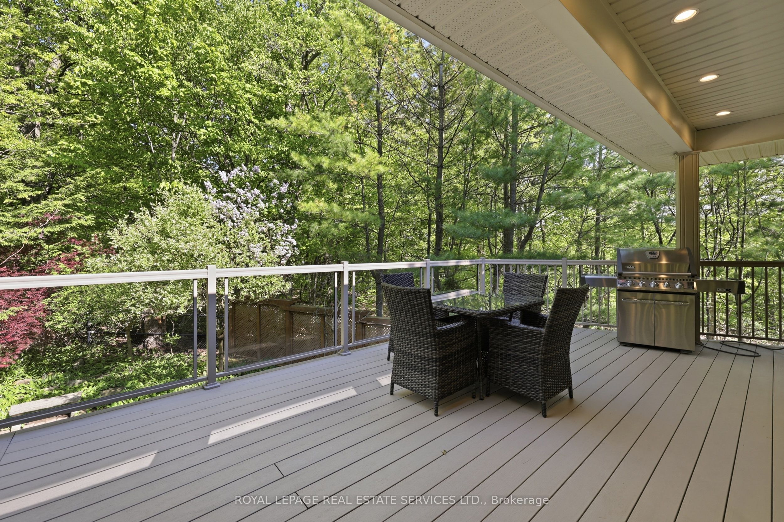 1227 Riverbank Way Property Photo 45