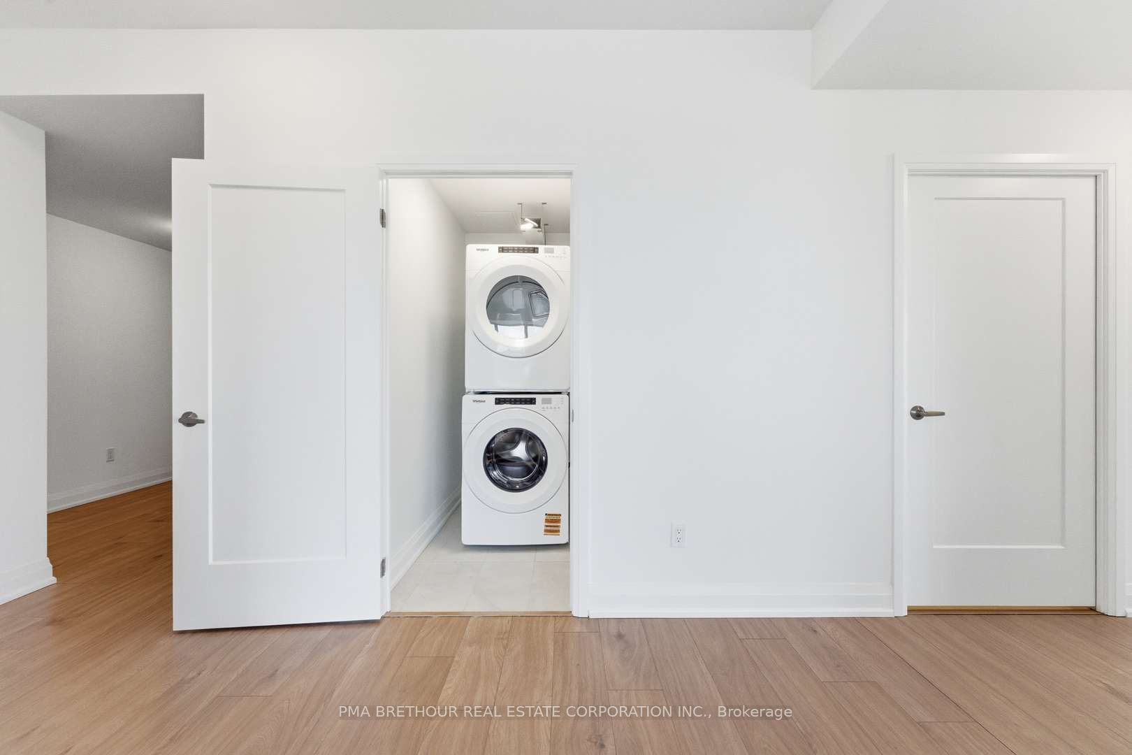 1035 Southdown Road 1809 Property Photo 12