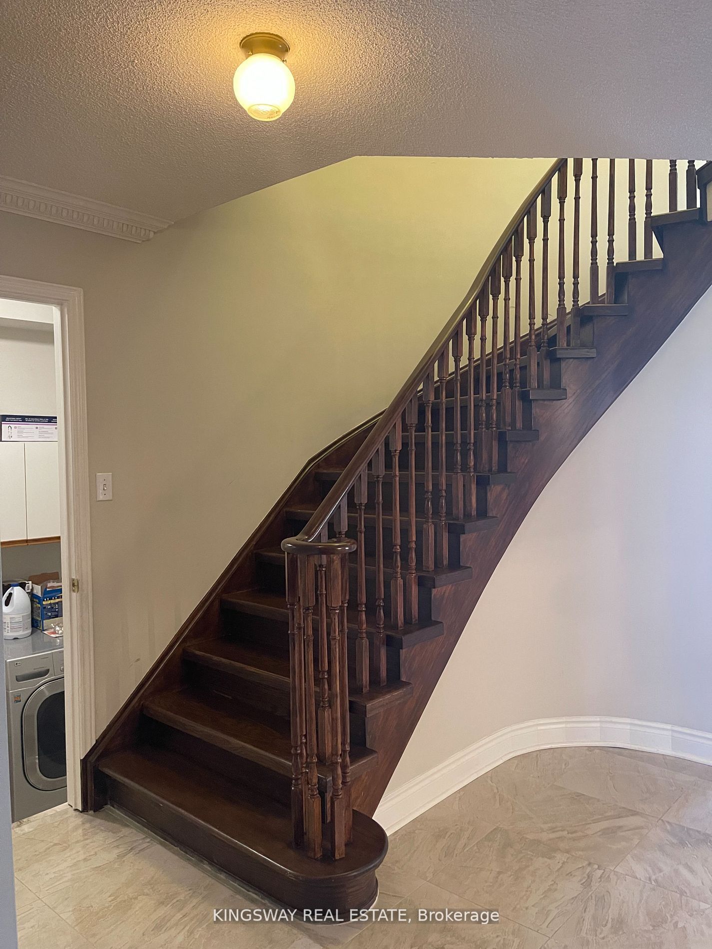 5933 Hemingway Road Property Photo 3