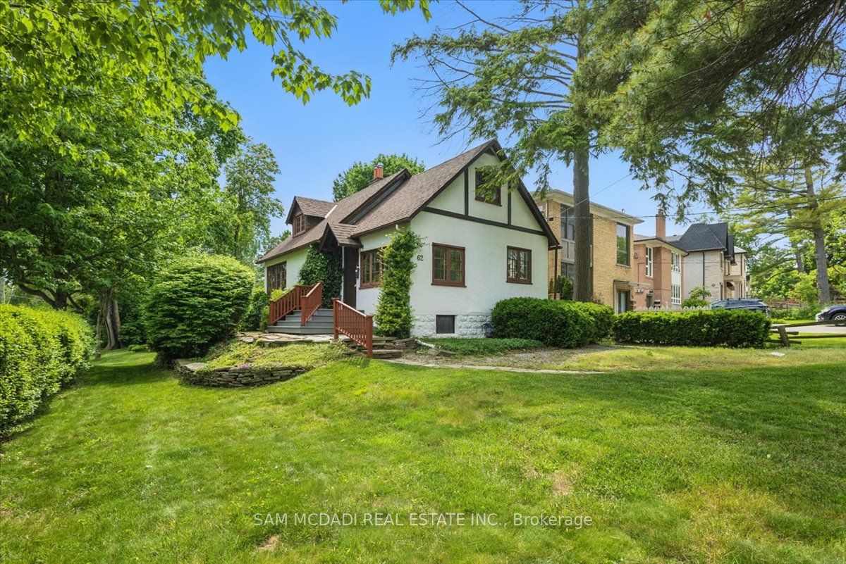 62 Maple Avenue S Property Photo 4