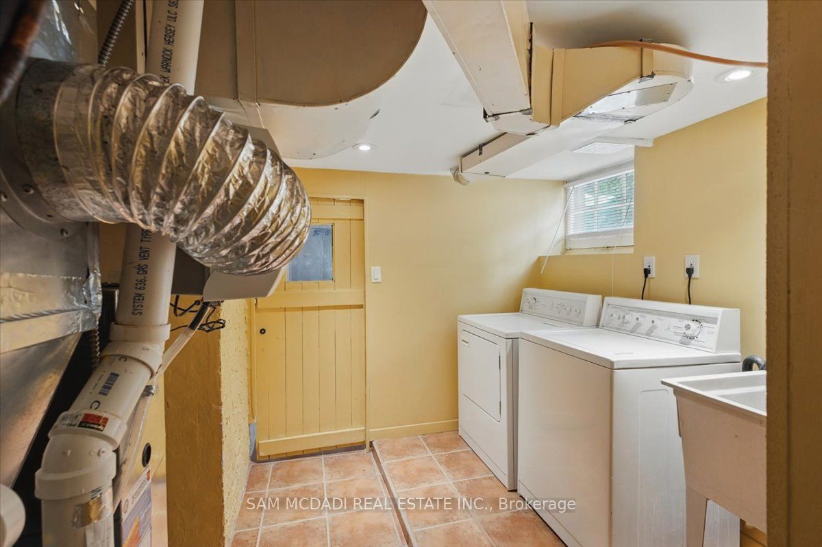 62 Maple Avenue S Property Photo 30