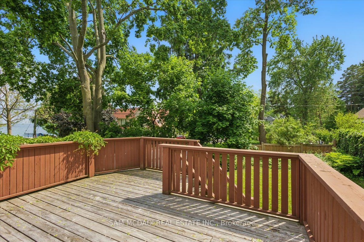 62 Maple Avenue S Property Photo 35
