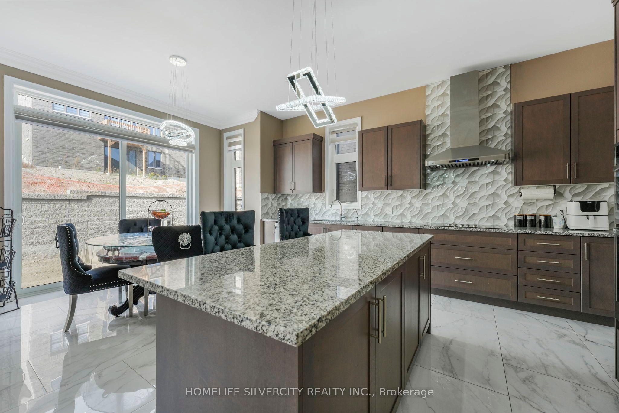 85 James Walker Avenue Property Photo 17