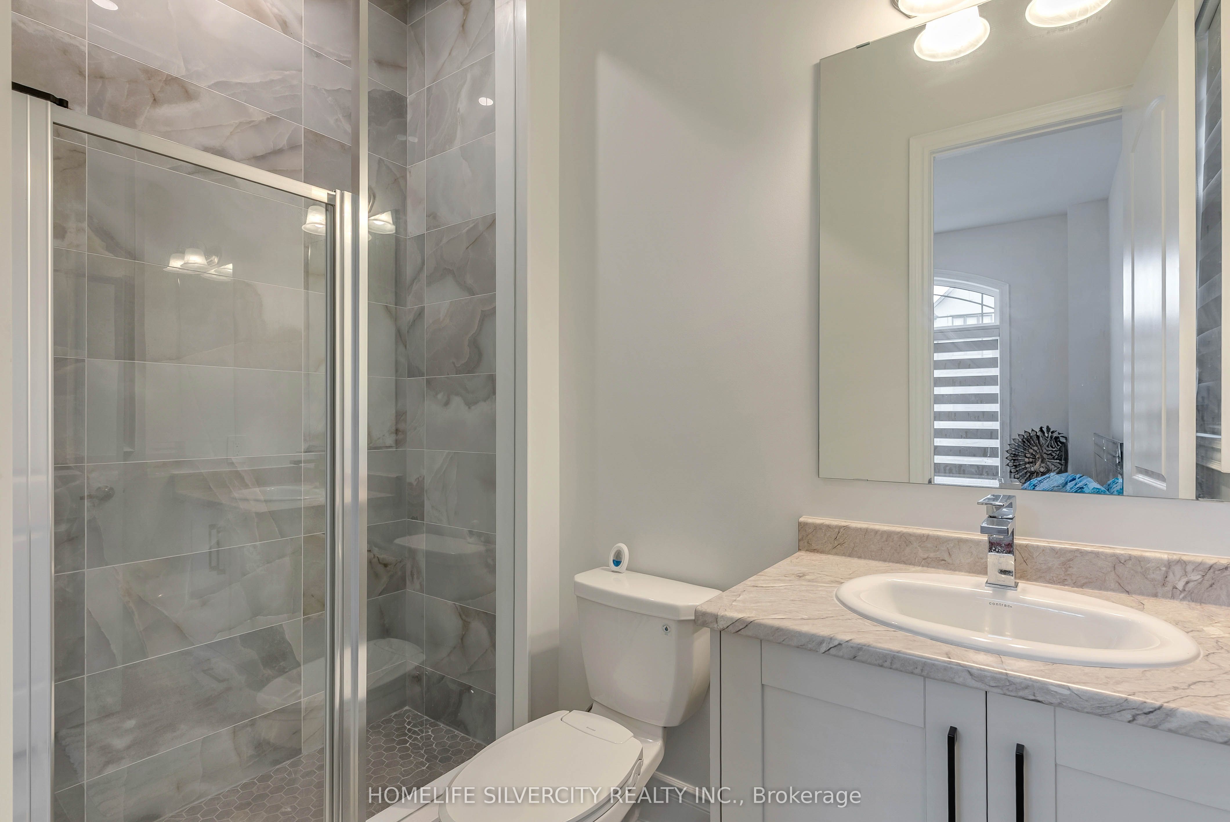 71 Raspberry Rdg Avenue Property Photo 9