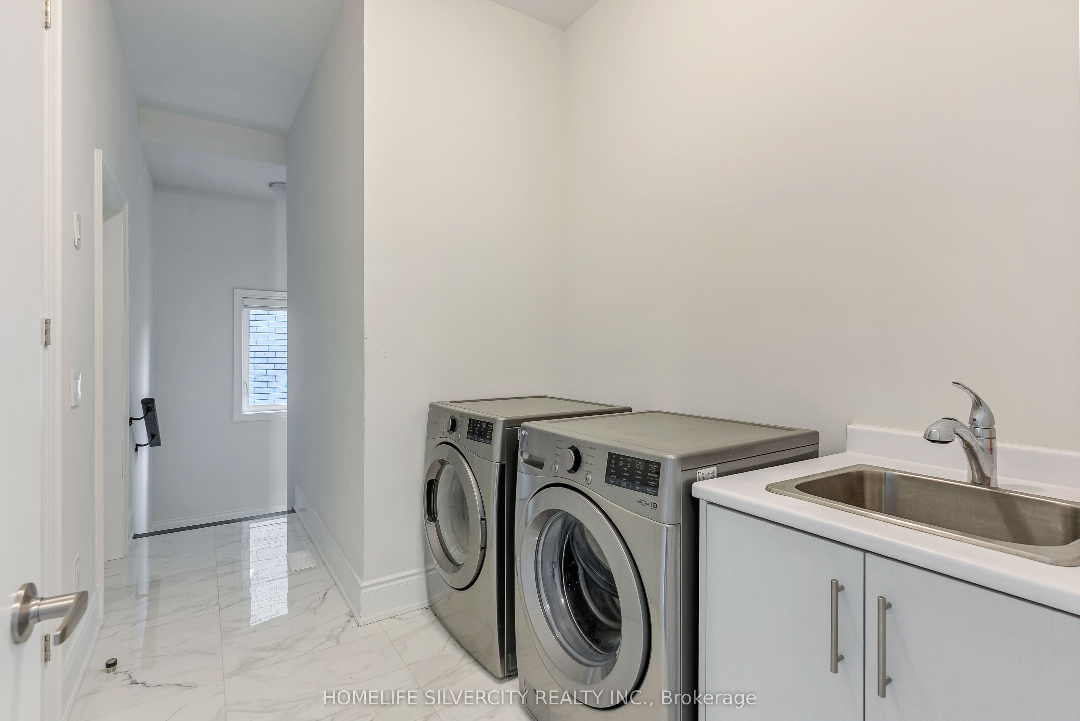 71 Raspberry Rdg Avenue Property Photo 24