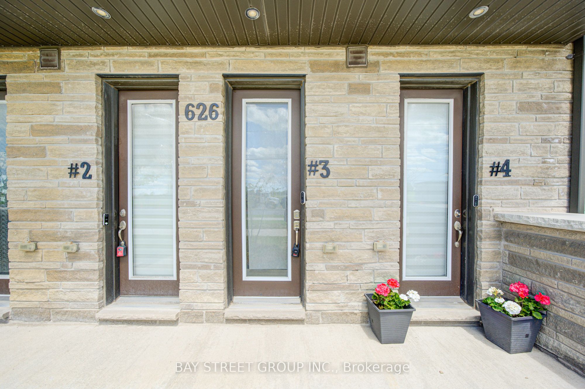 626 Rexdale Boulevard 3 Property Photo 3