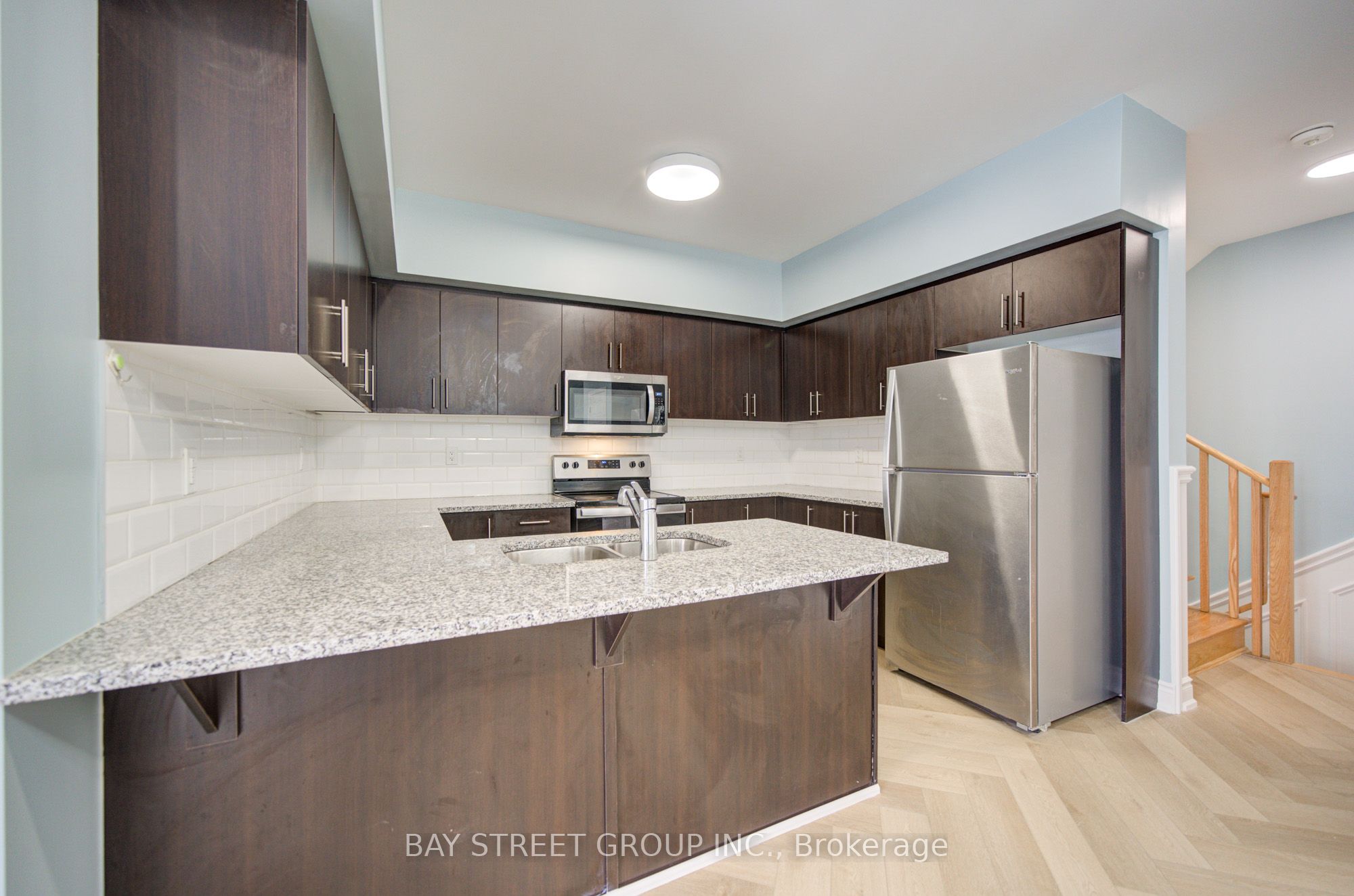 626 Rexdale Boulevard 3 Property Photo 9