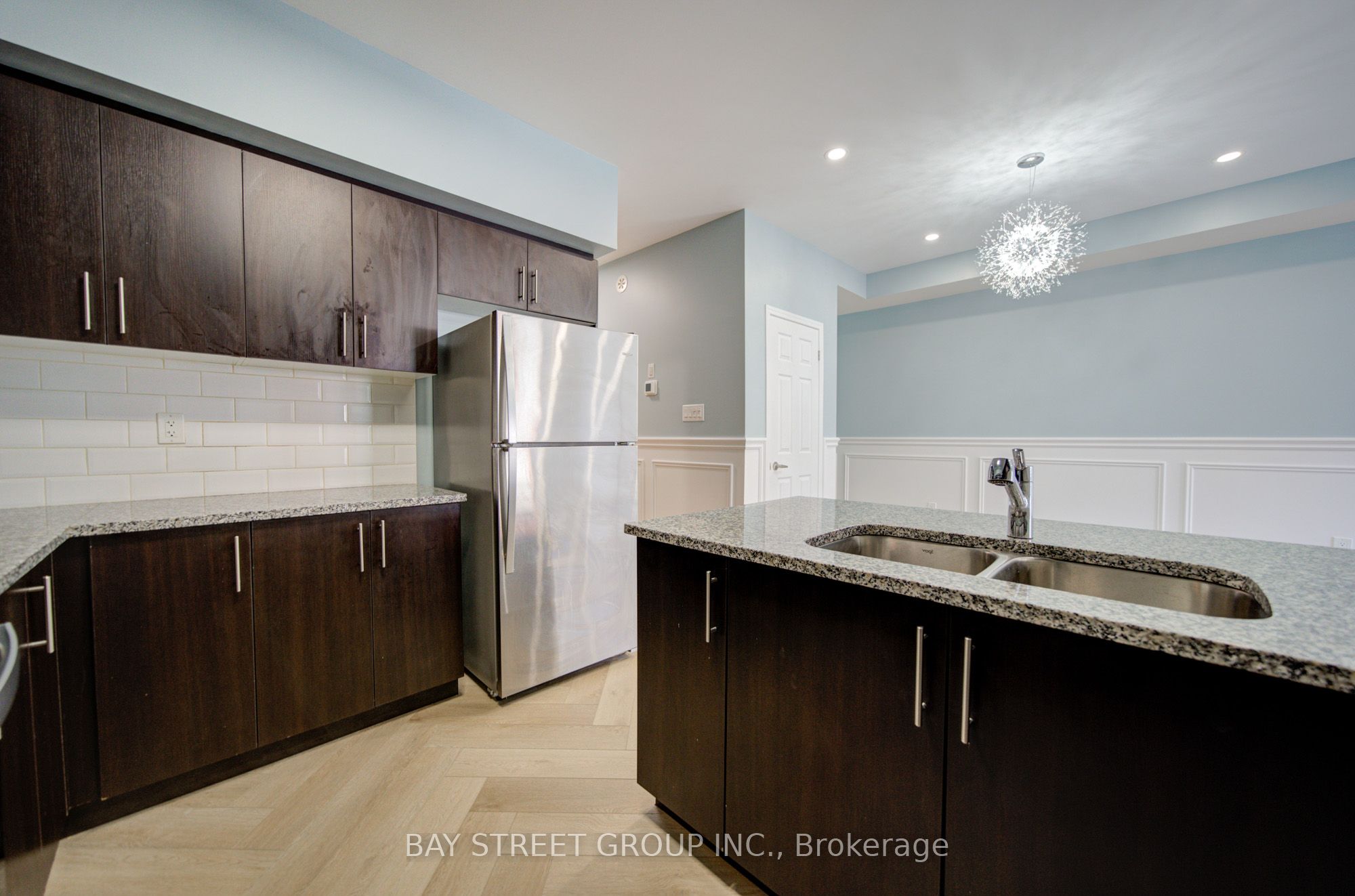 626 Rexdale Boulevard 3 Property Photo 12