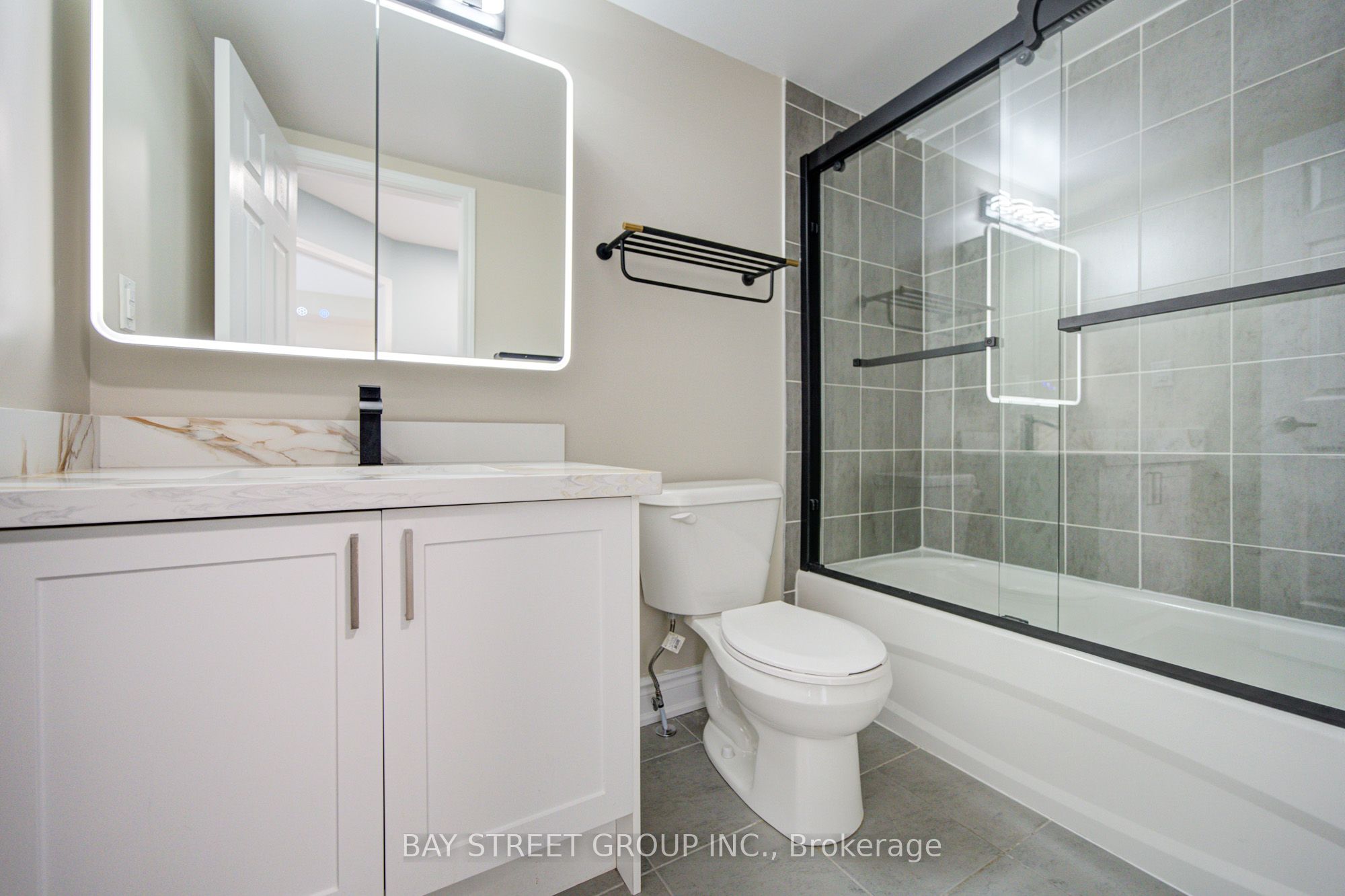626 Rexdale Boulevard 3 Property Photo 21