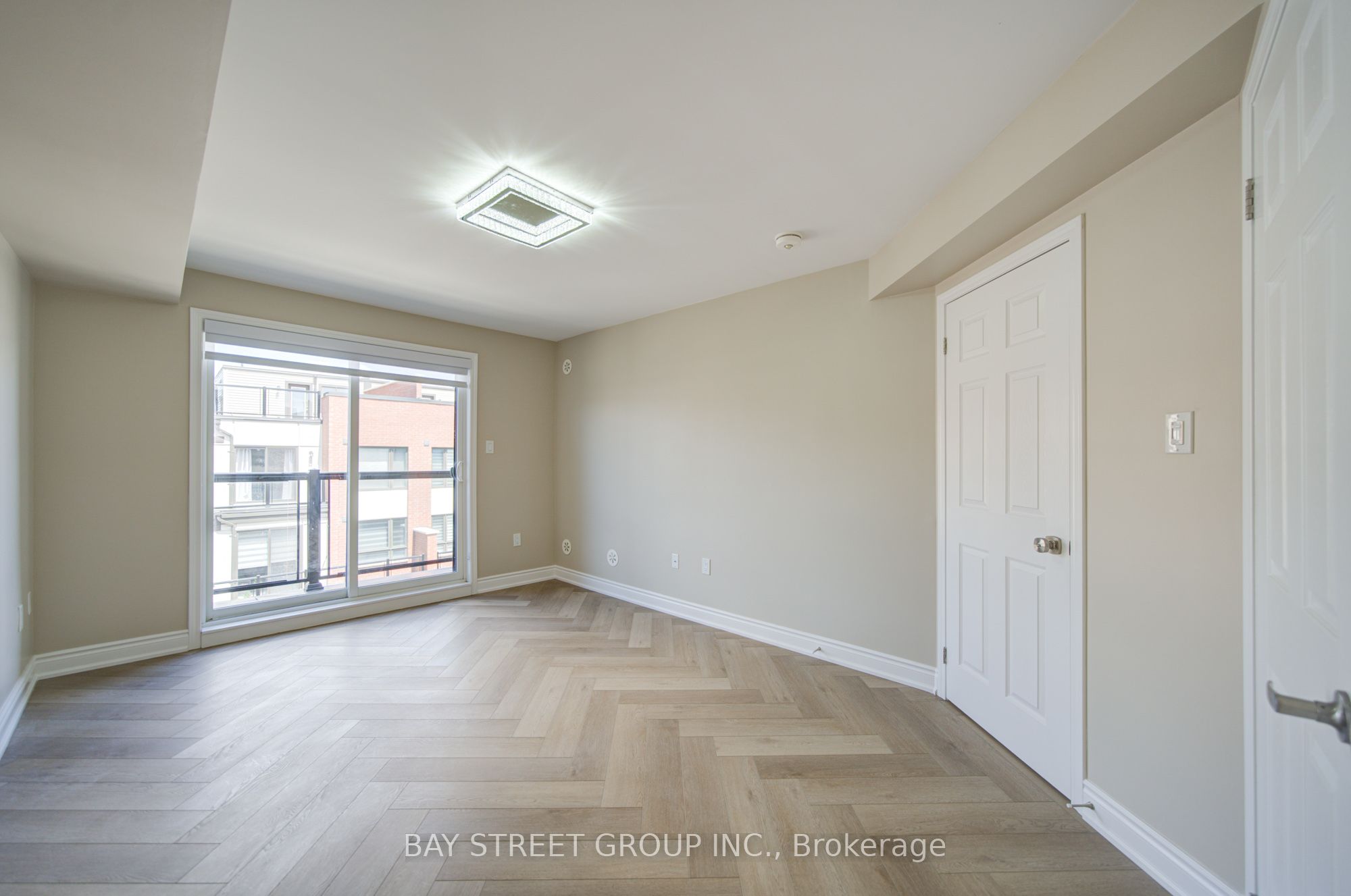 626 Rexdale Boulevard 3 Property Photo 25