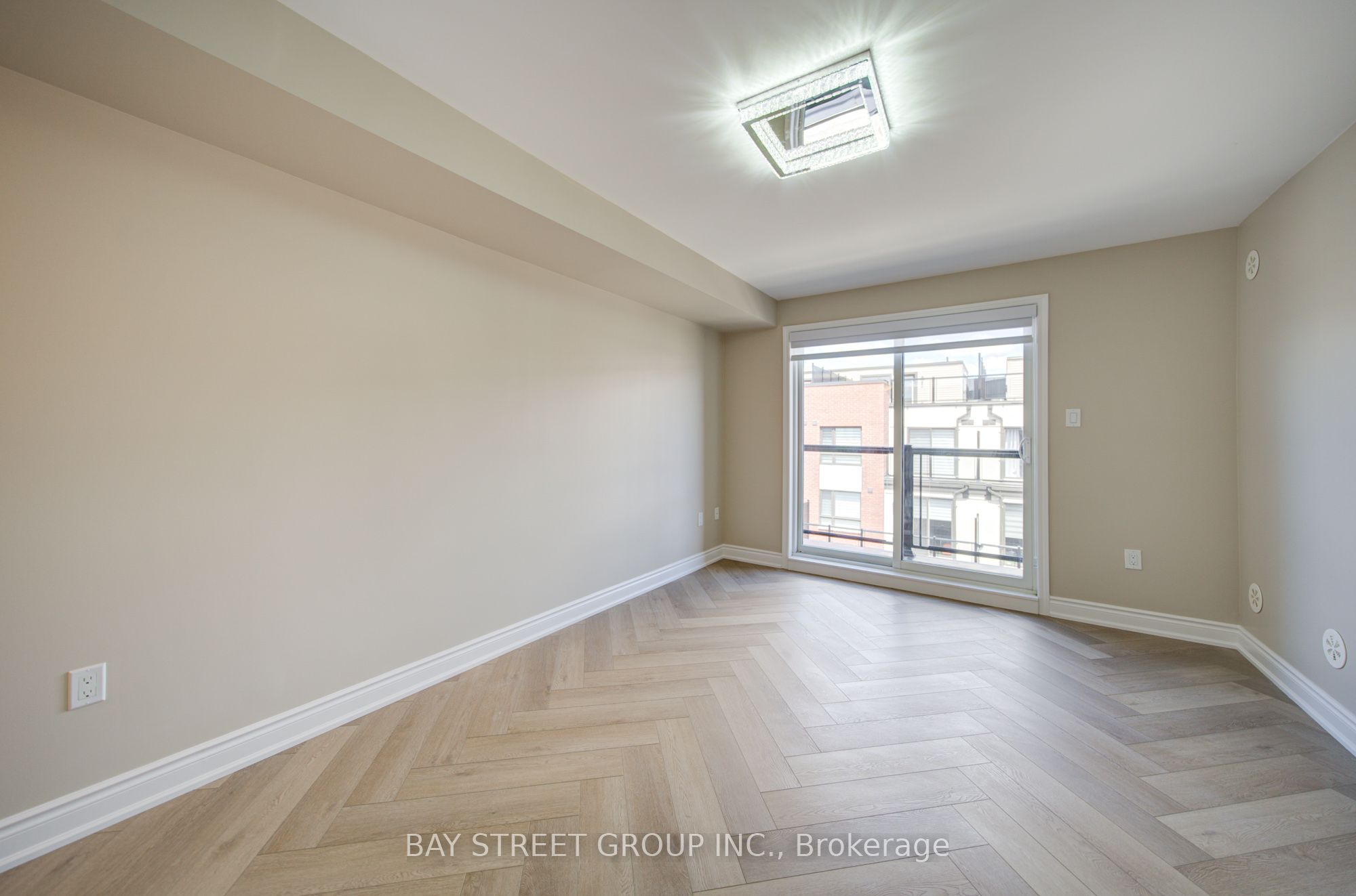 626 Rexdale Boulevard 3 Property Photo 26