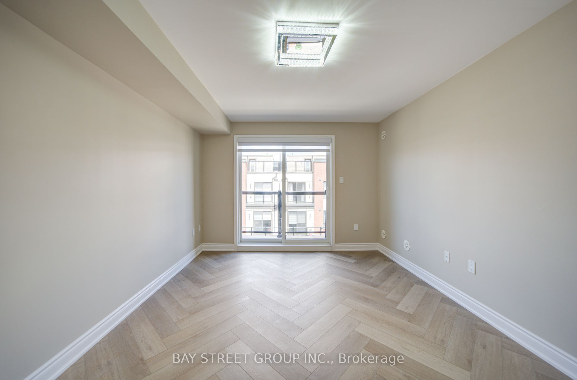 626 Rexdale Boulevard 3 Property Photo 28