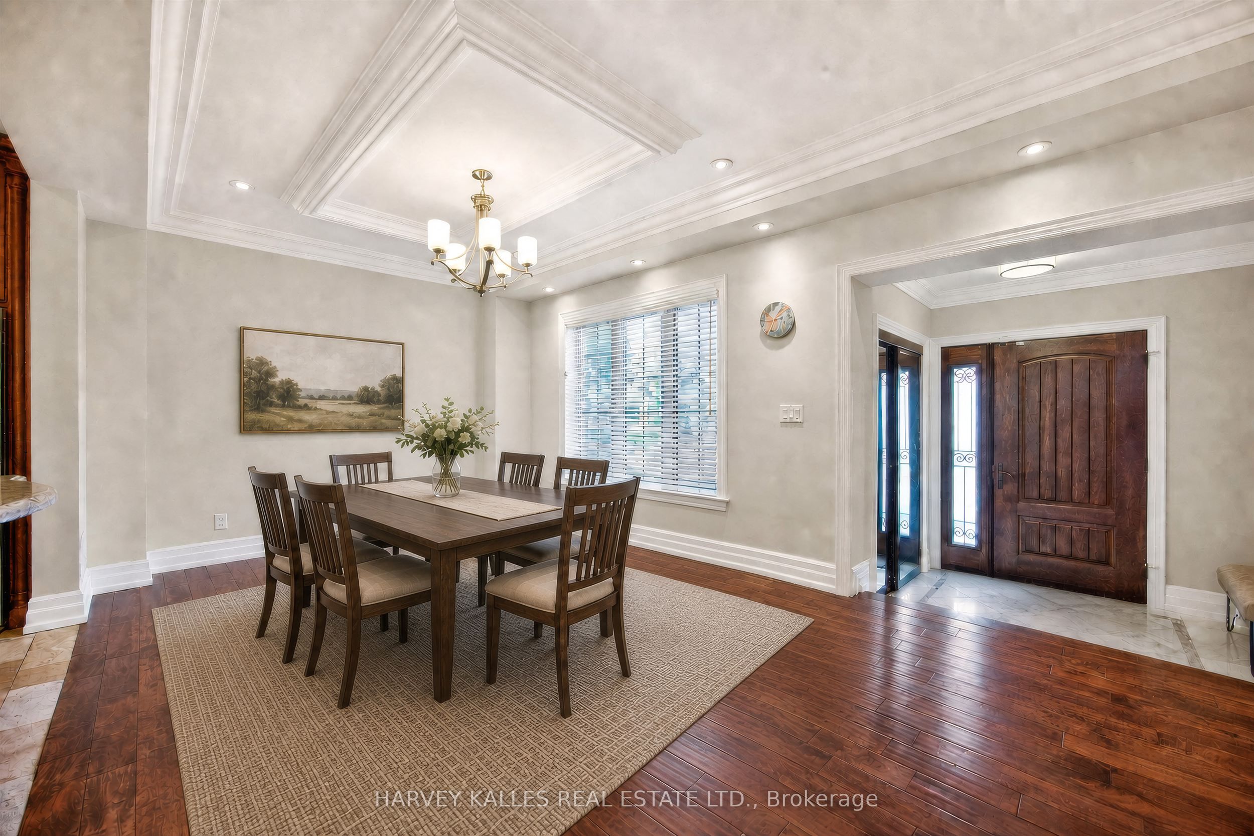 17 Lockheed Boulevard Property Photo 5