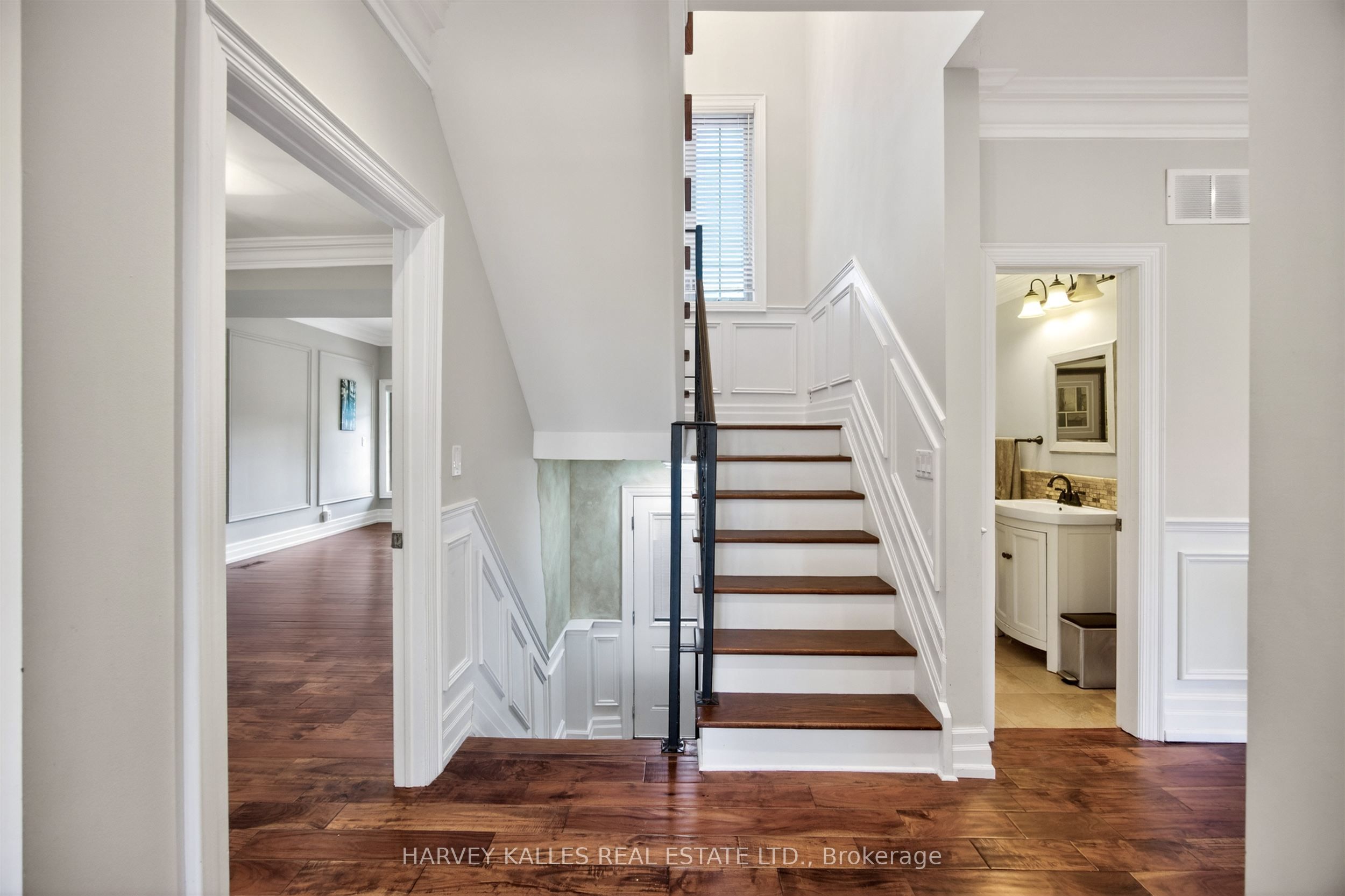 17 Lockheed Boulevard Property Photo 16