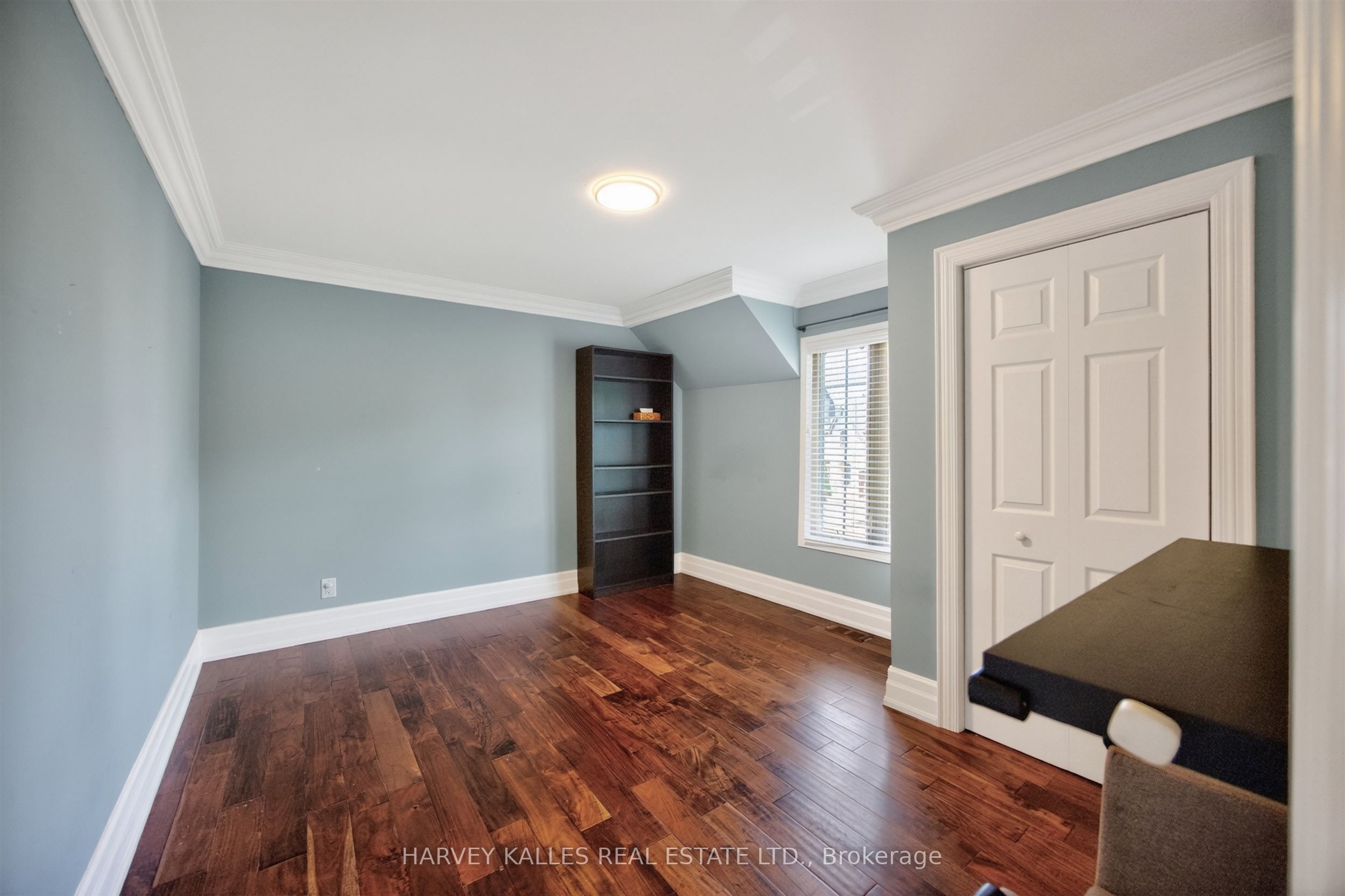 17 Lockheed Boulevard Property Photo 23