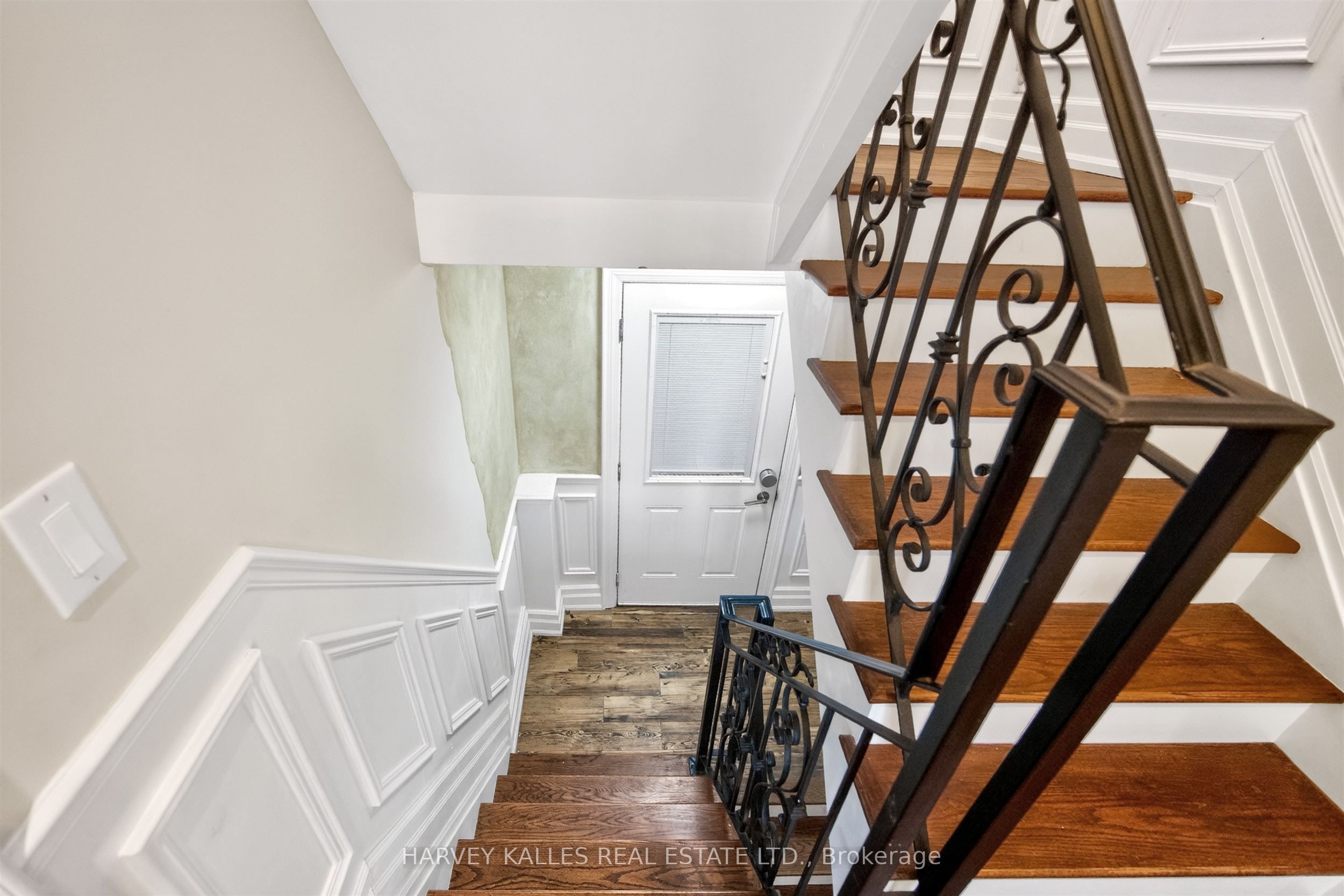 17 Lockheed Boulevard Property Photo 29