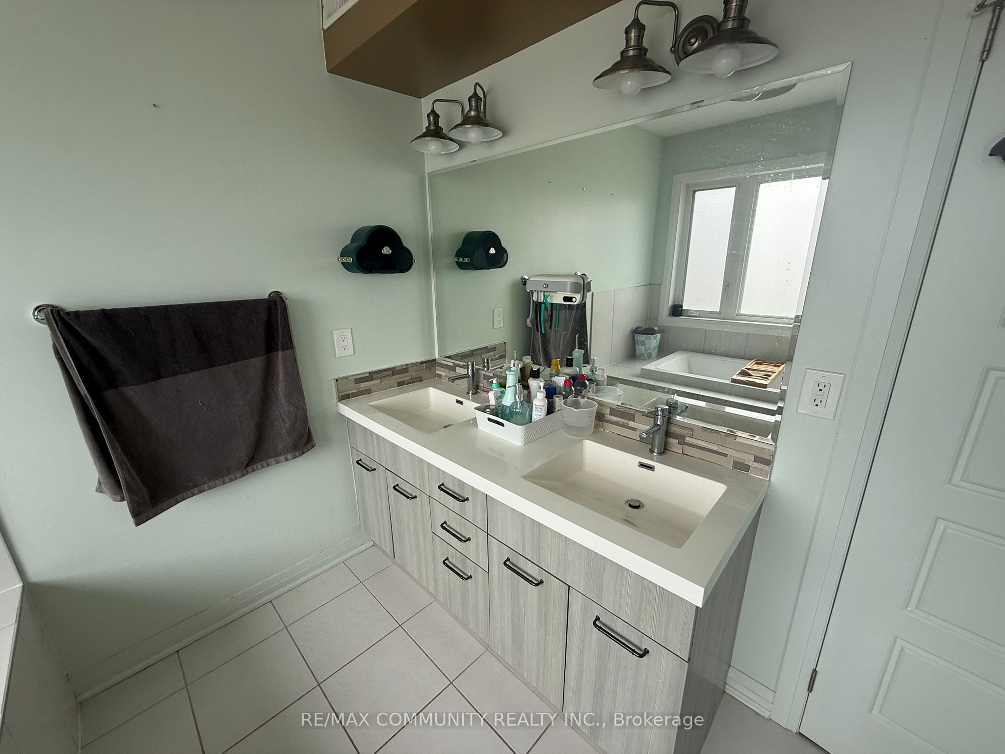 46 Sarah Jackson Crescent Property Photo 13