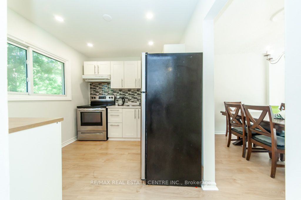 2050 Upper Middle Road 88 Property Photo 19