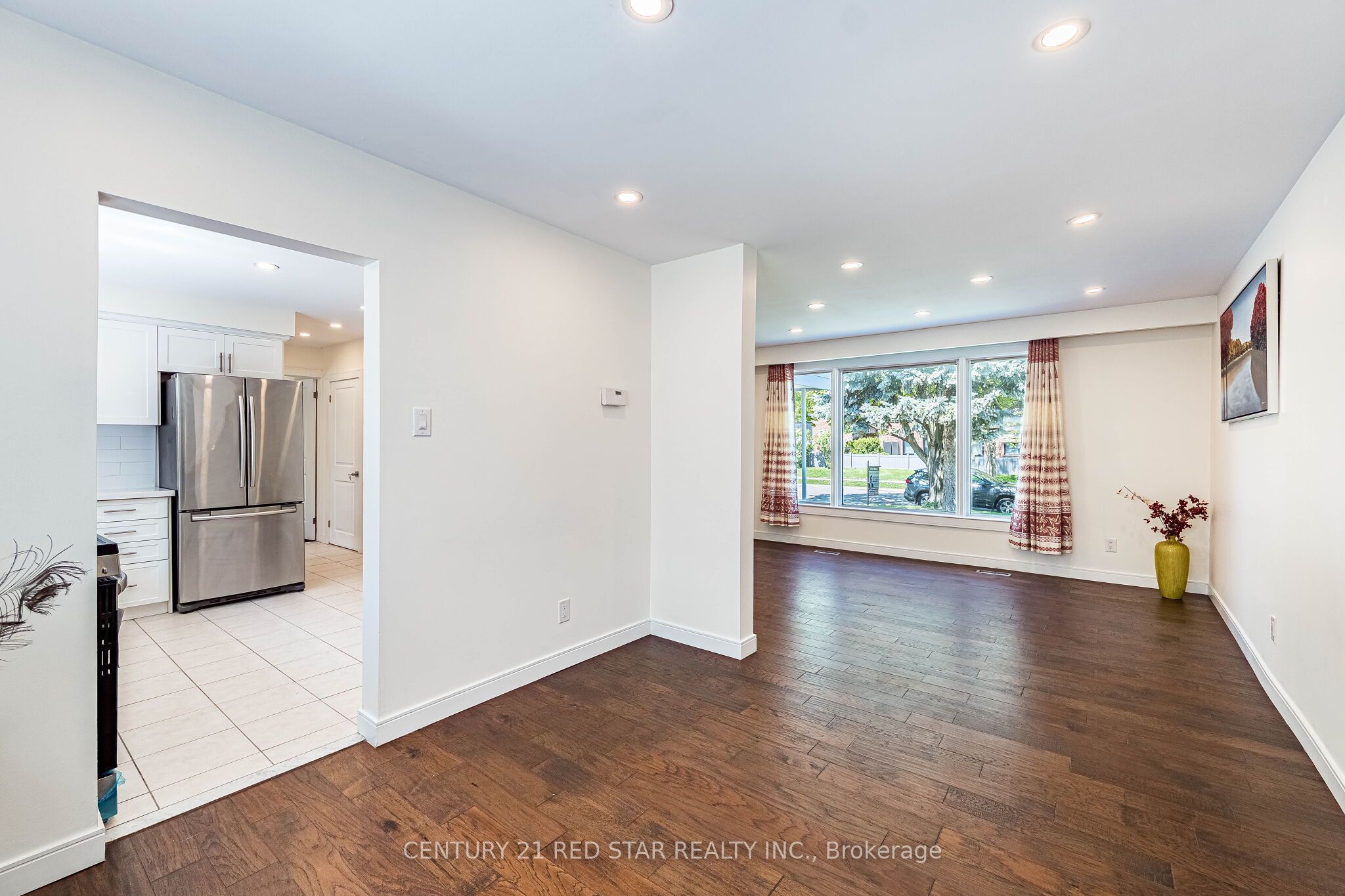 42 Broadfield Drive Property Photo 9