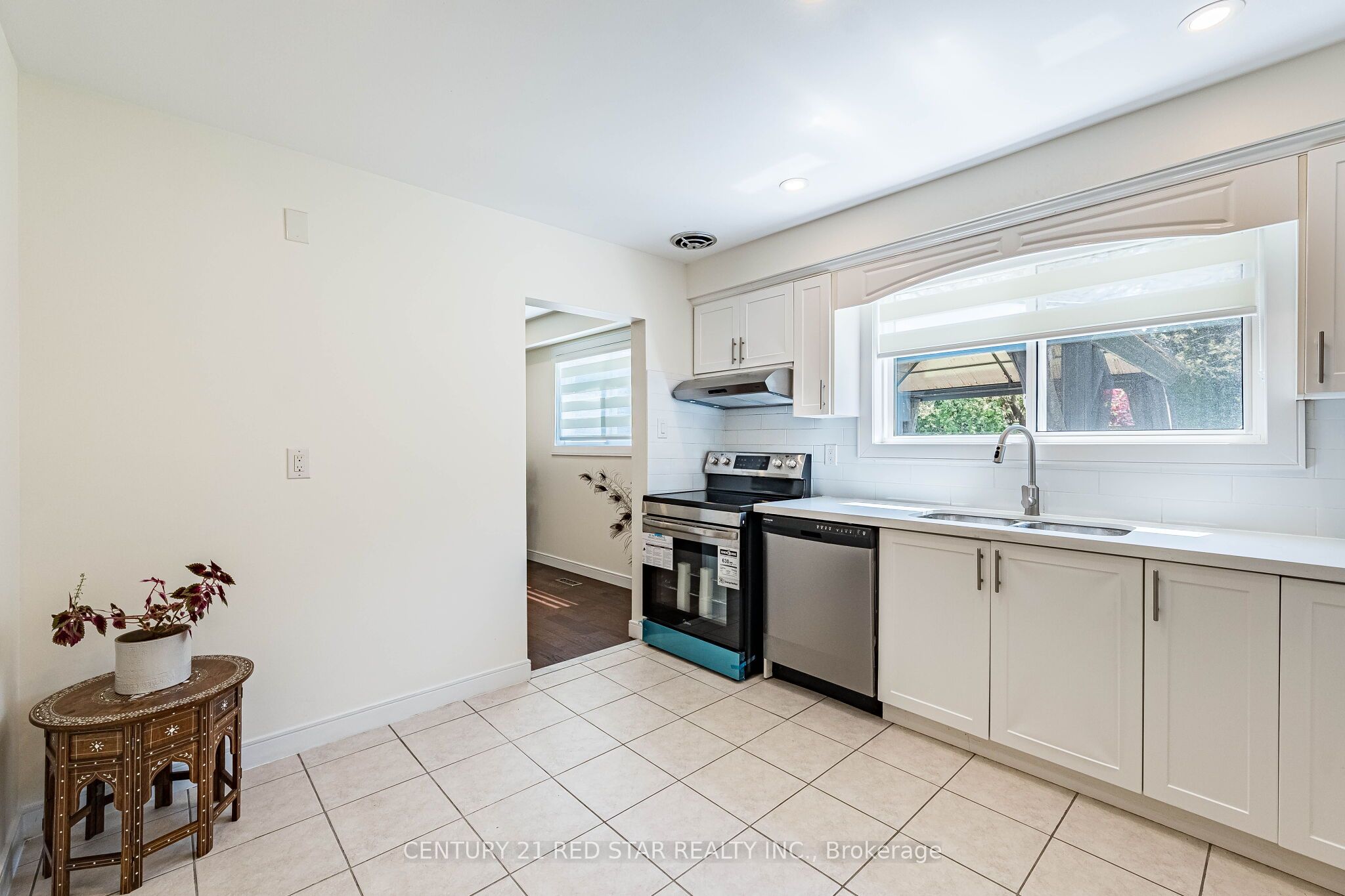 42 Broadfield Drive Property Photo 12