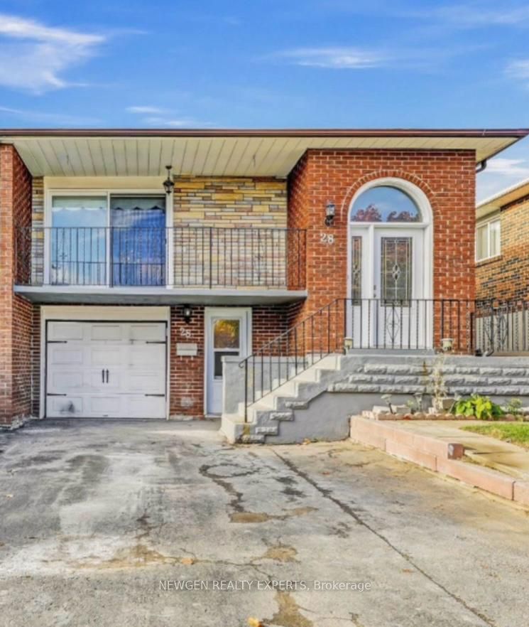 28 Royal Salisbury Way Property Photo 1